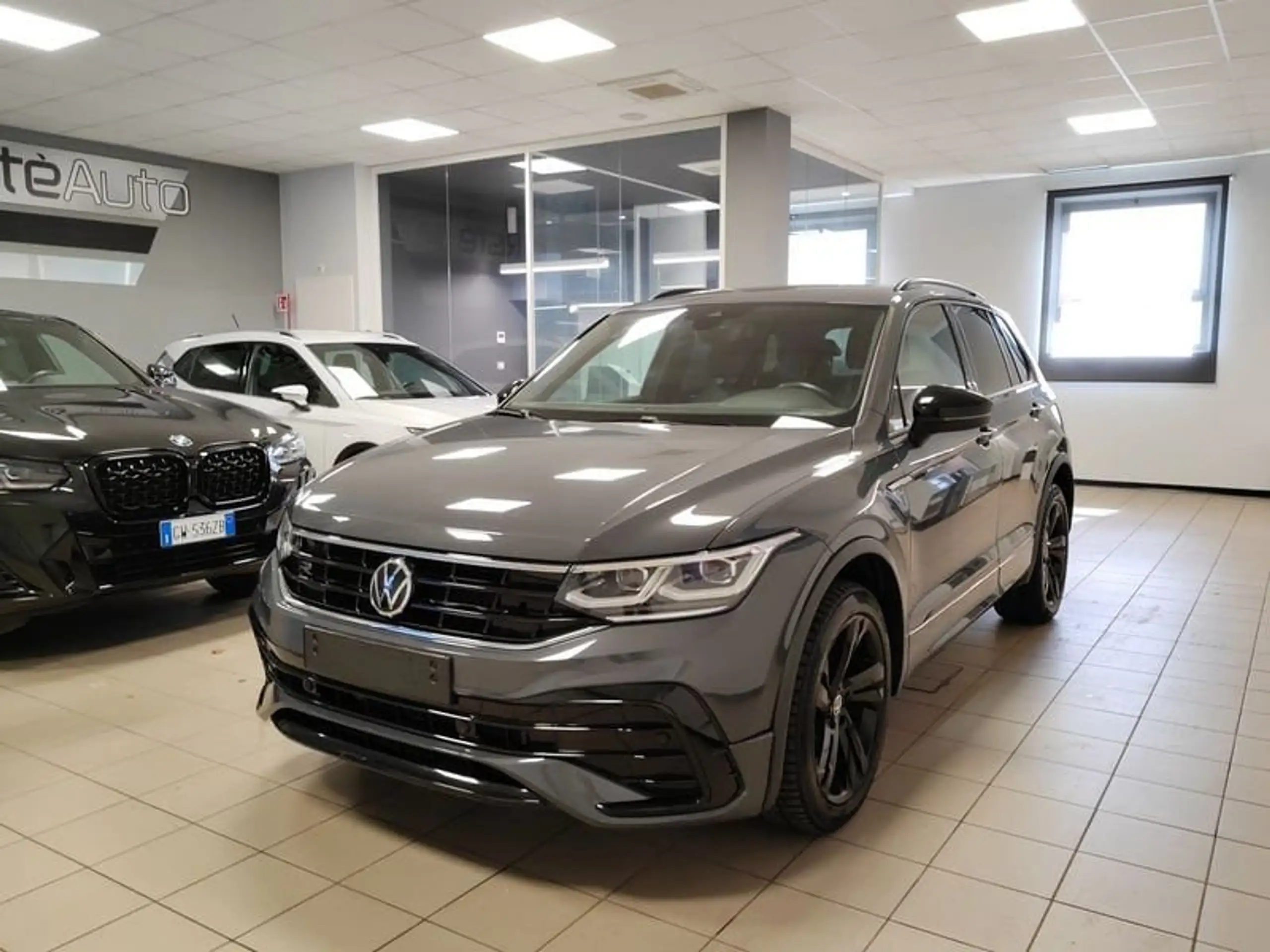 Volkswagen - Tiguan