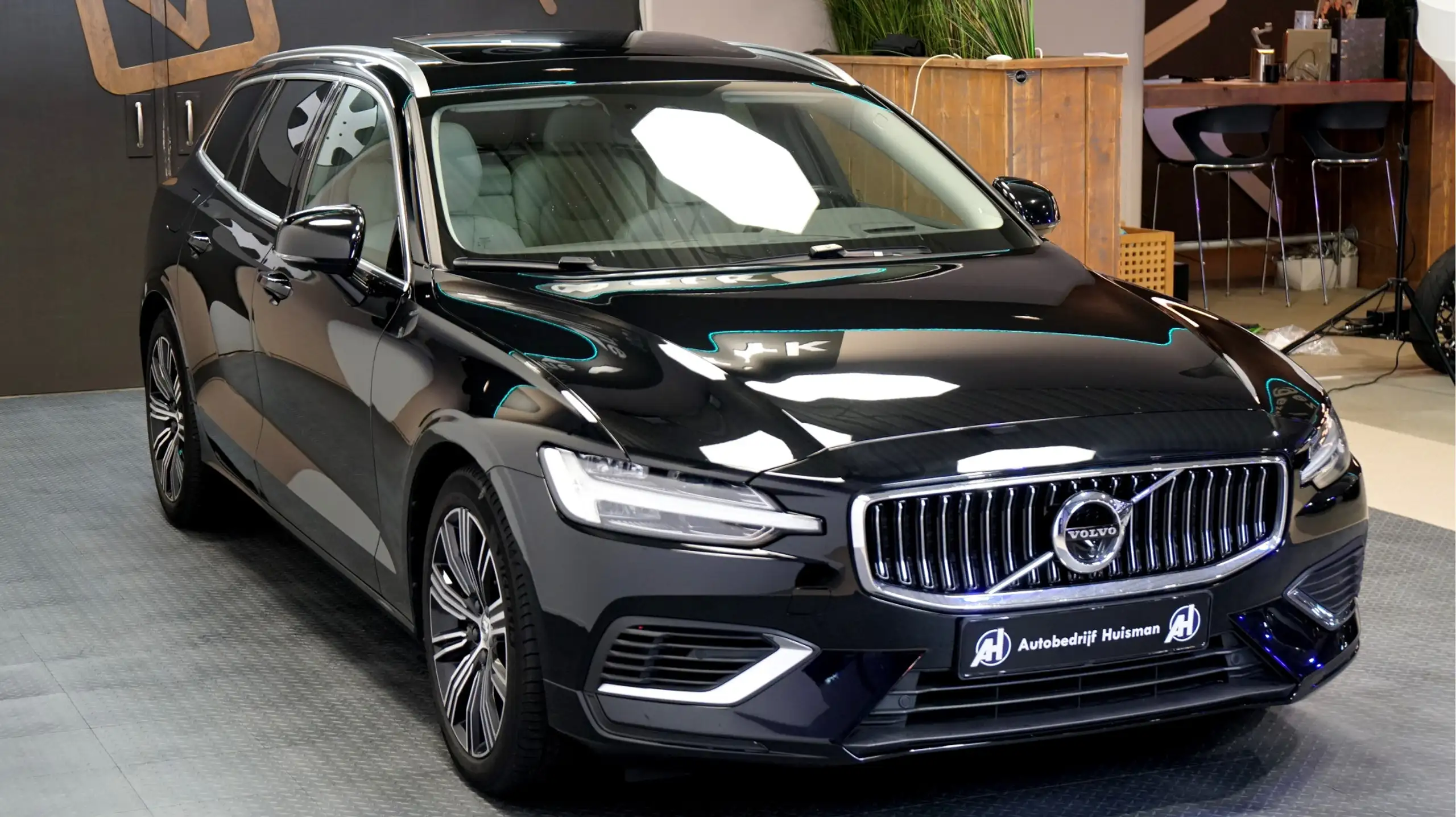 Volvo - V60