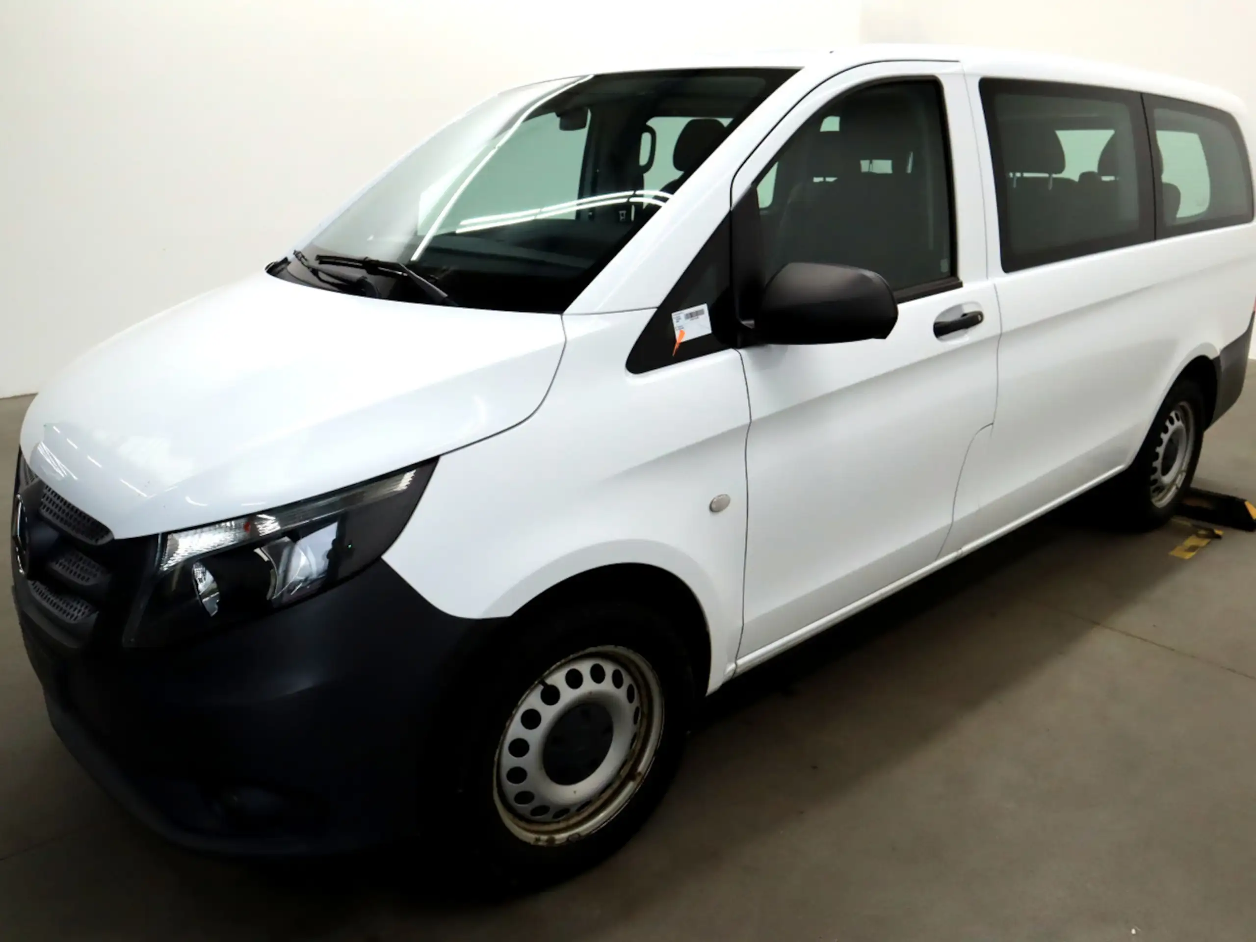 Mercedes-Benz - Vito