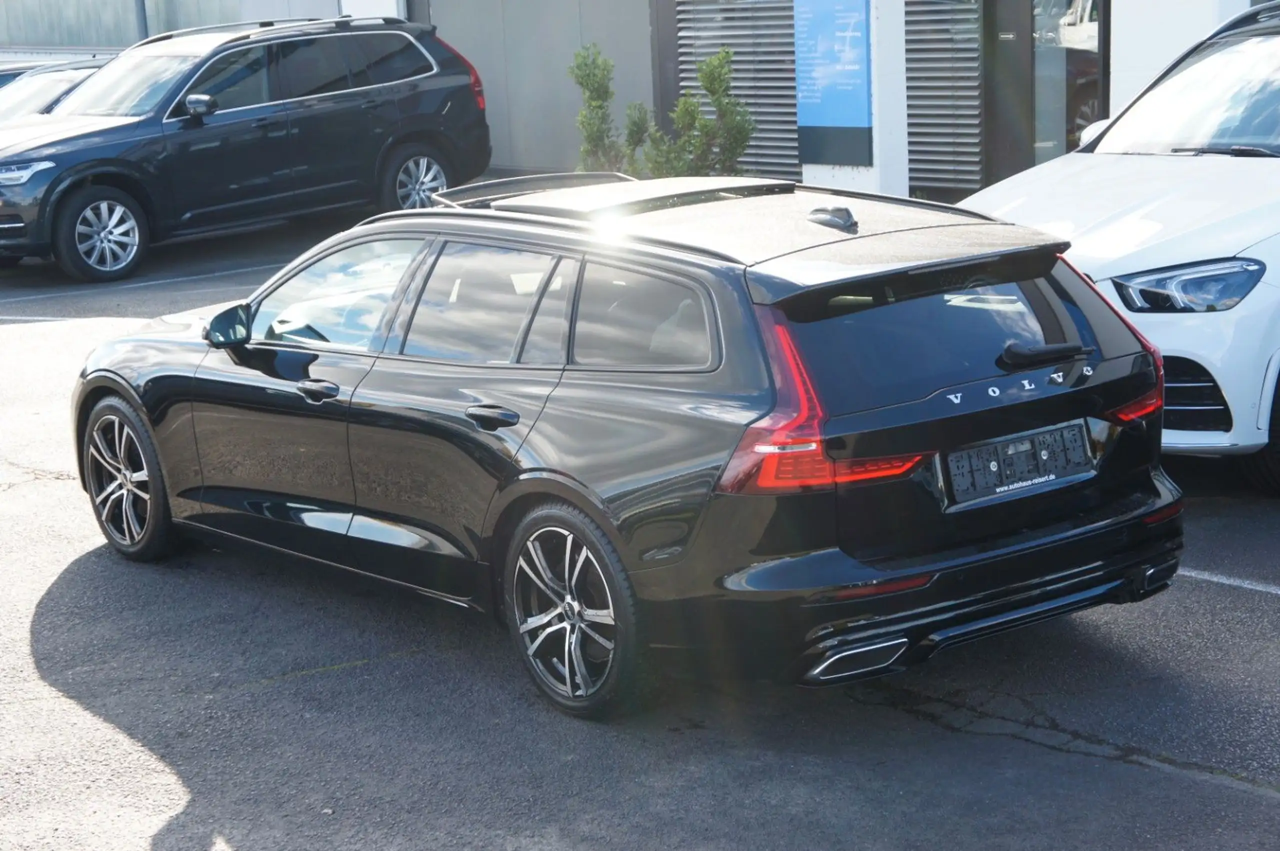 Volvo - V60