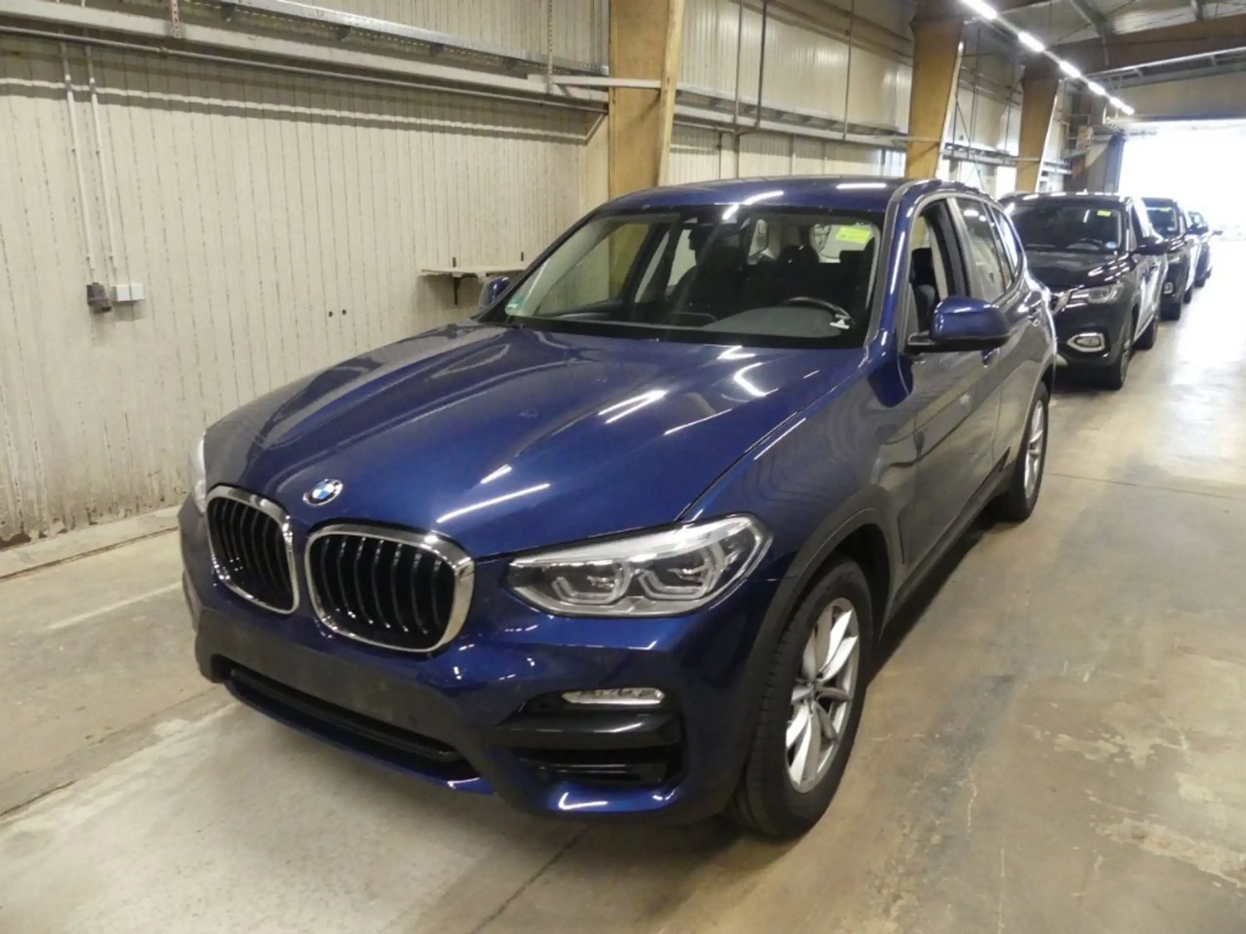 BMW - X3