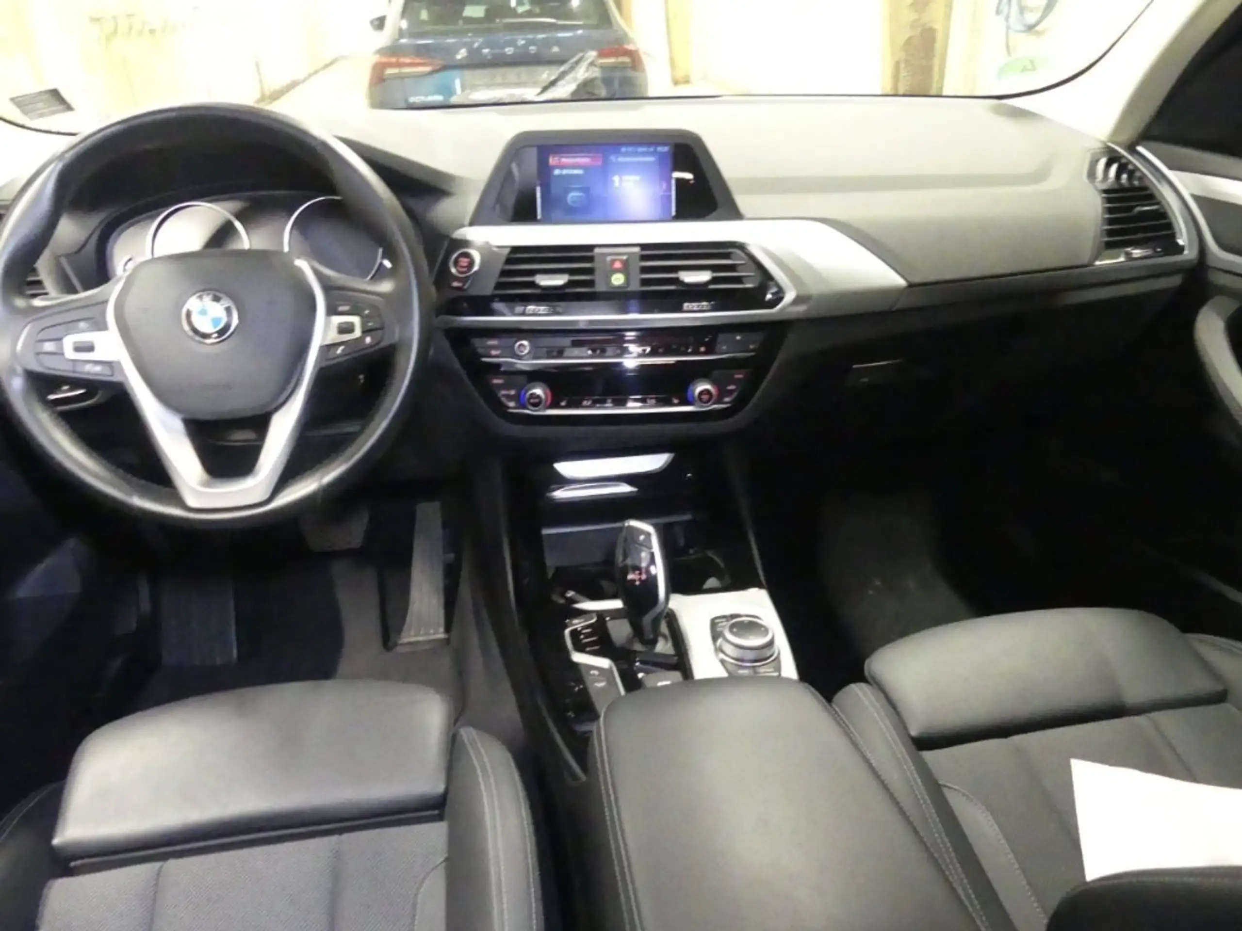 BMW - X3