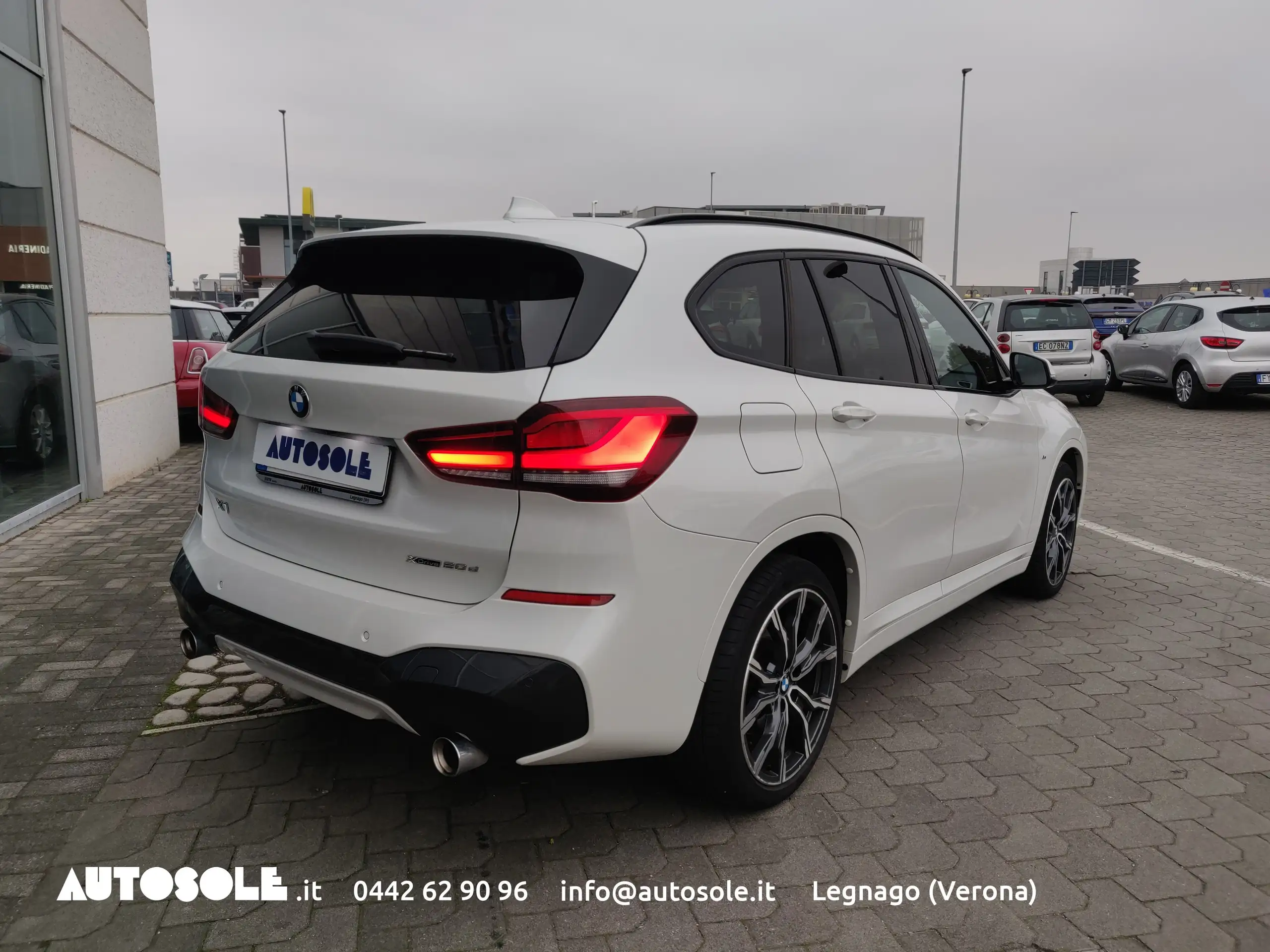 BMW - X1