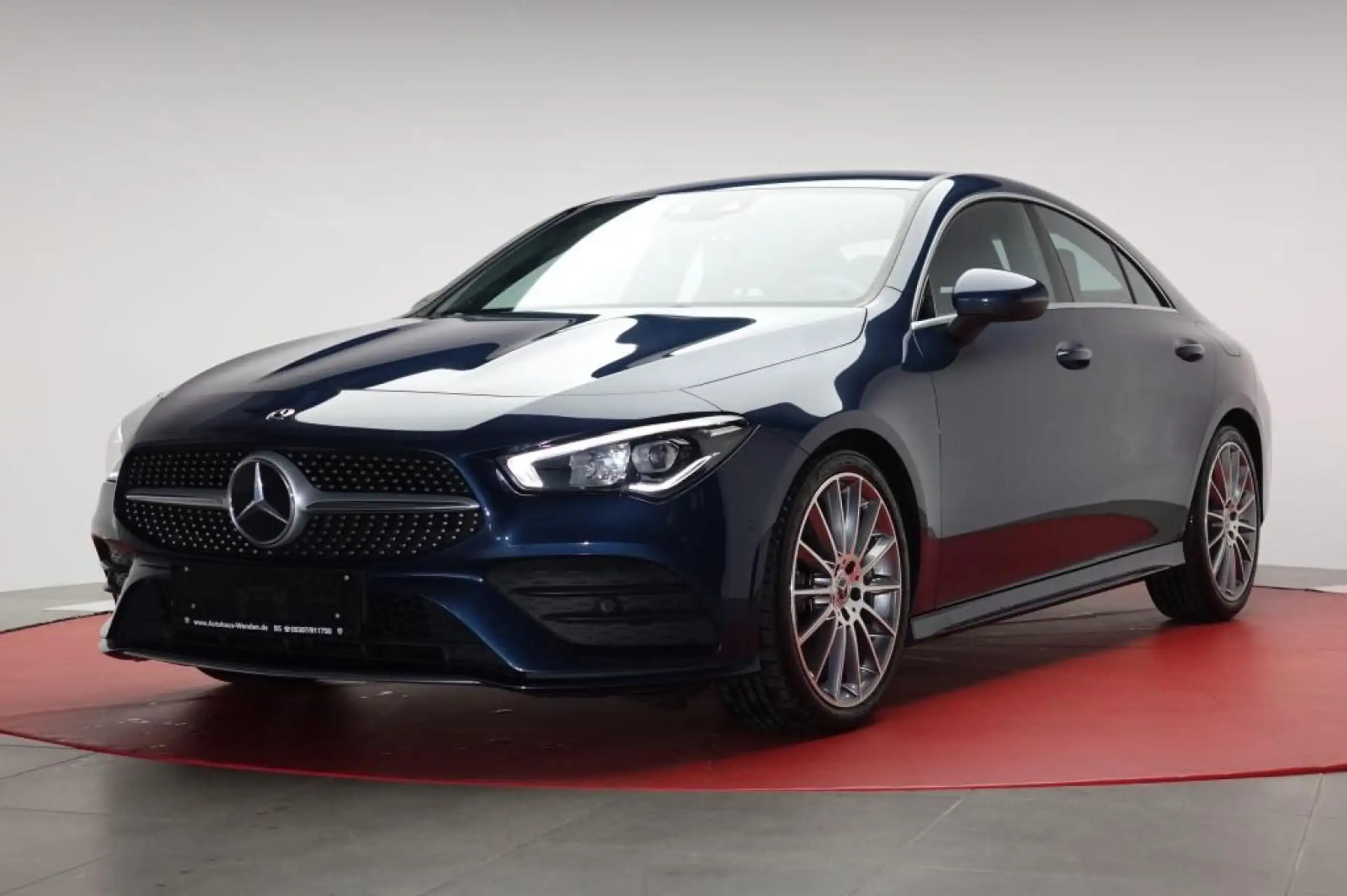 Mercedes-Benz - CLA 220