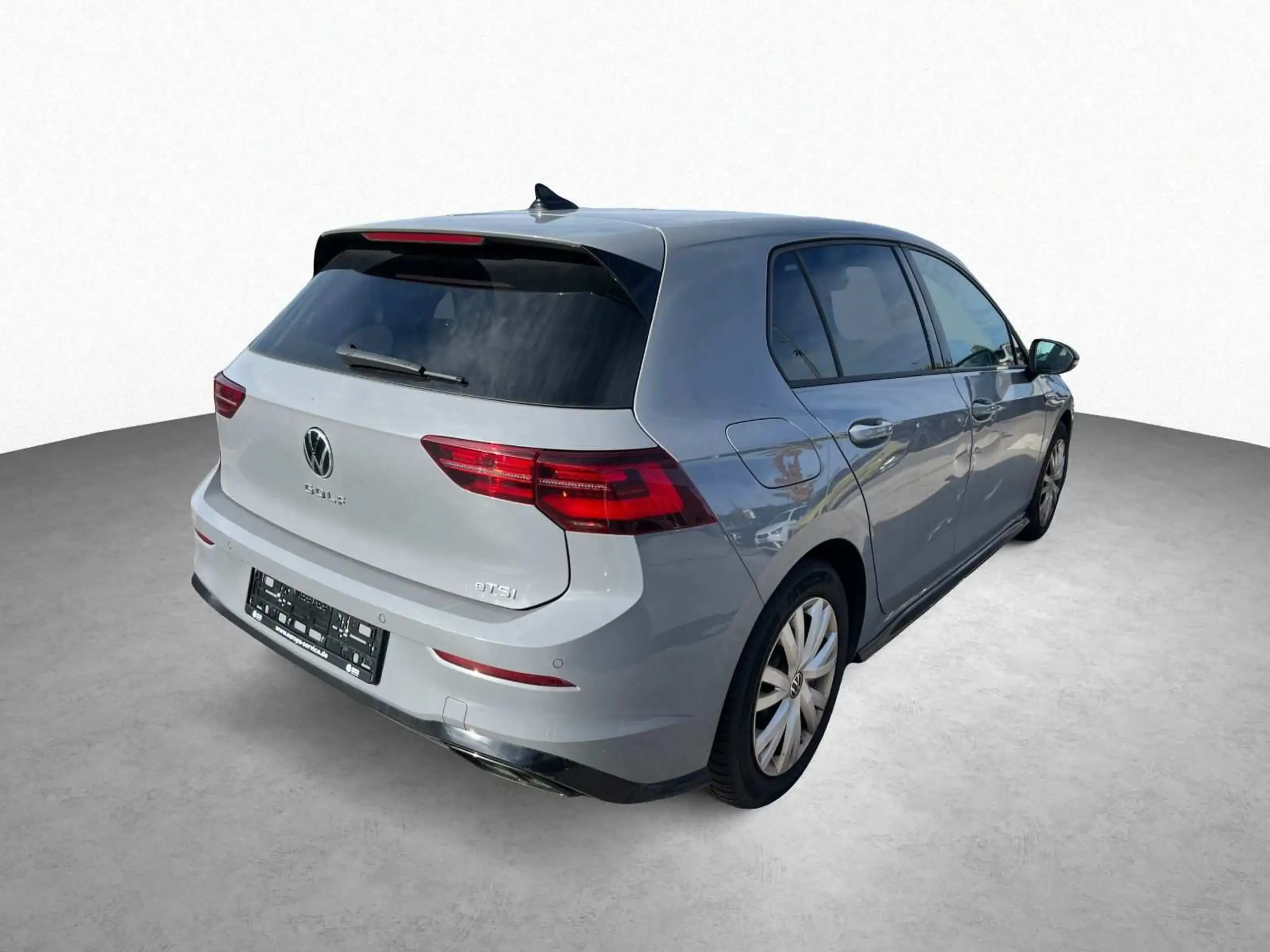 Volkswagen - Golf