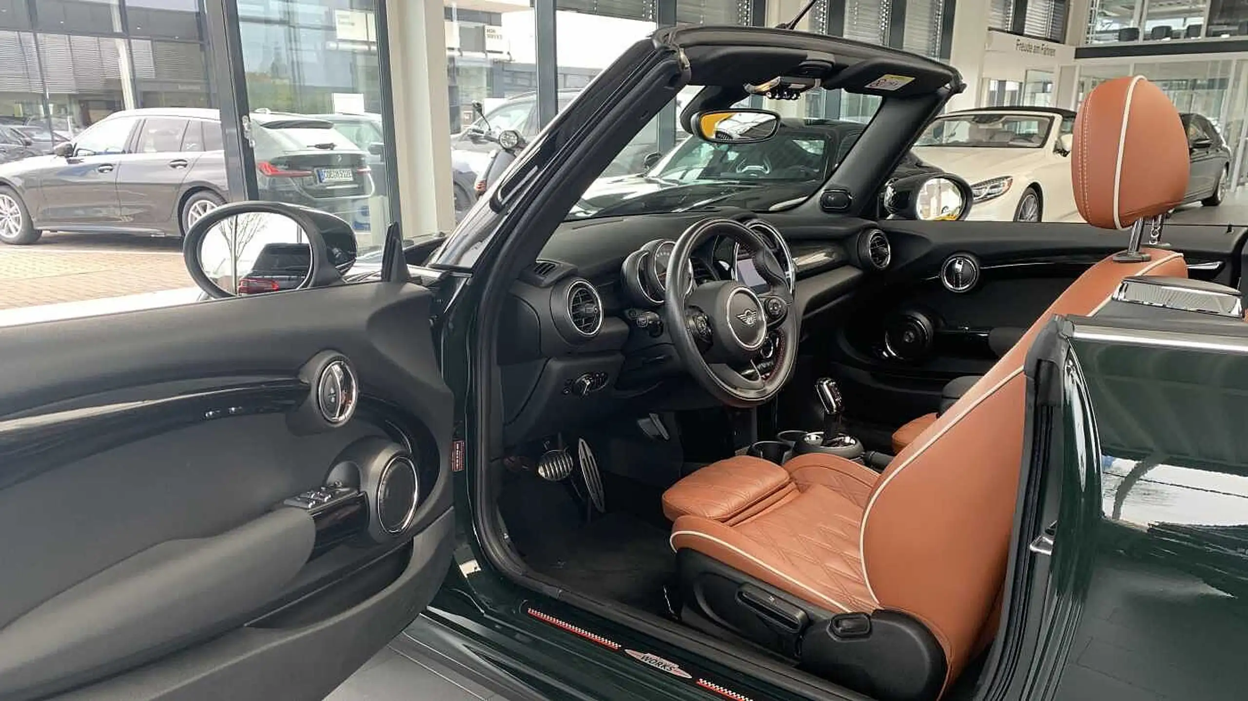 MINI - John Cooper Works Cabrio