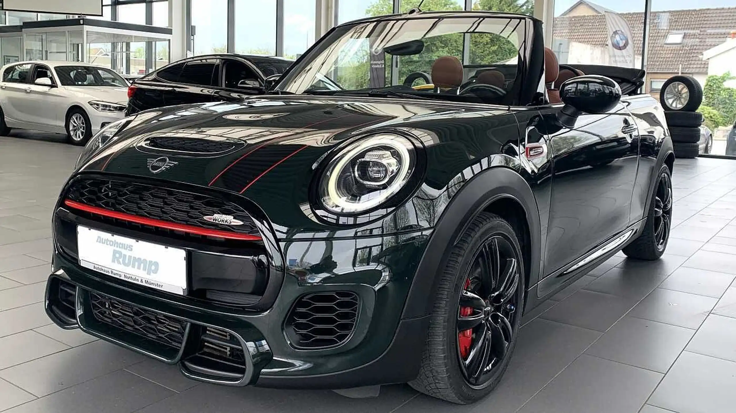 MINI - John Cooper Works Cabrio