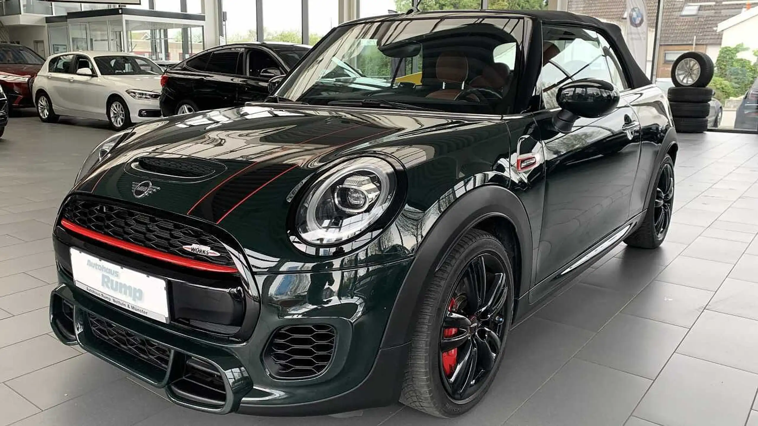 MINI - John Cooper Works Cabrio