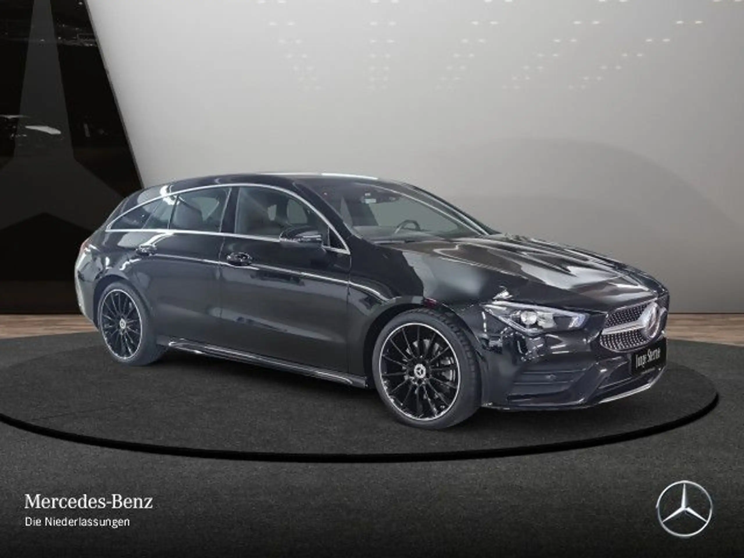 Mercedes-Benz - CLA 250