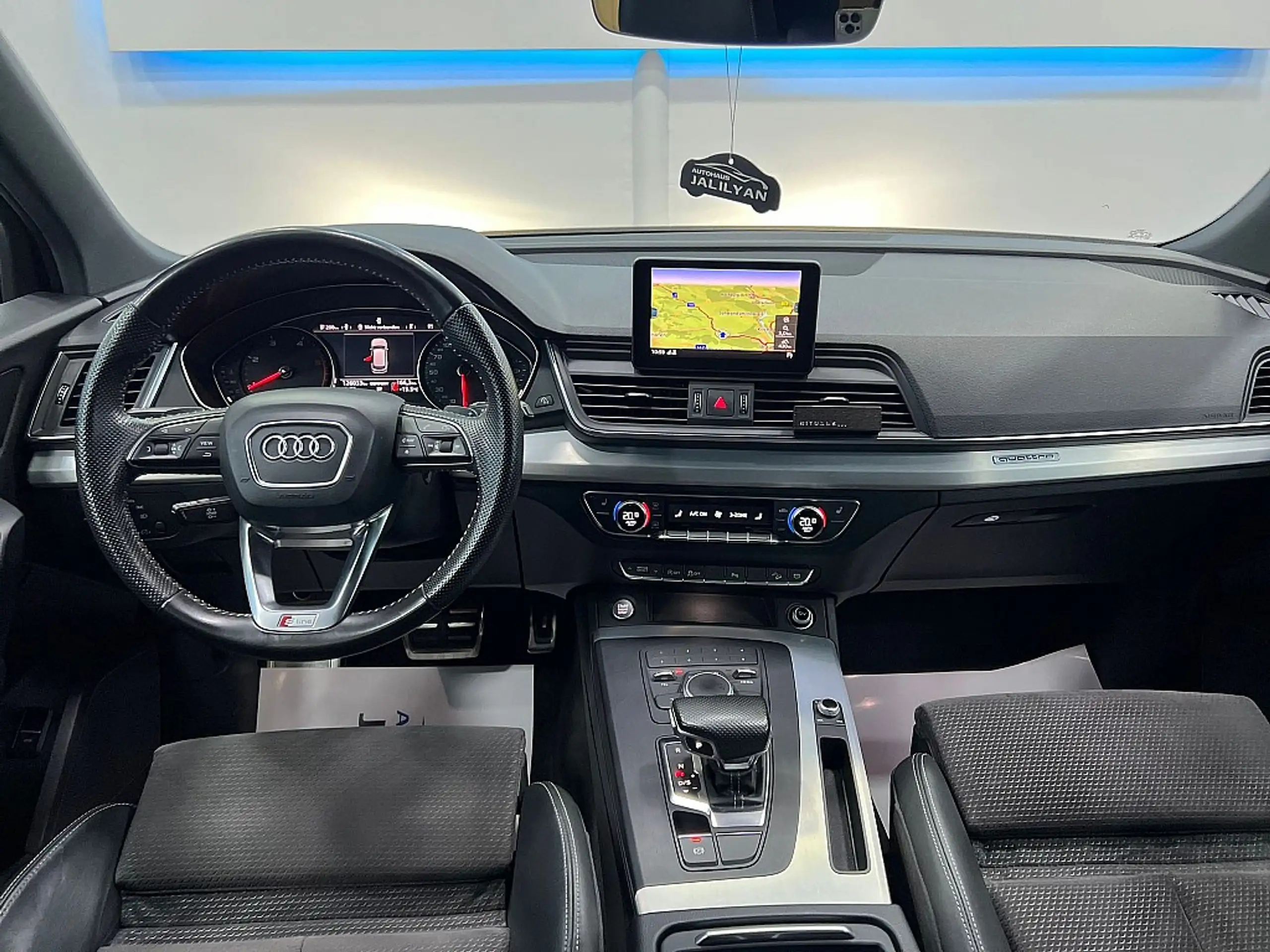 Audi - Q5