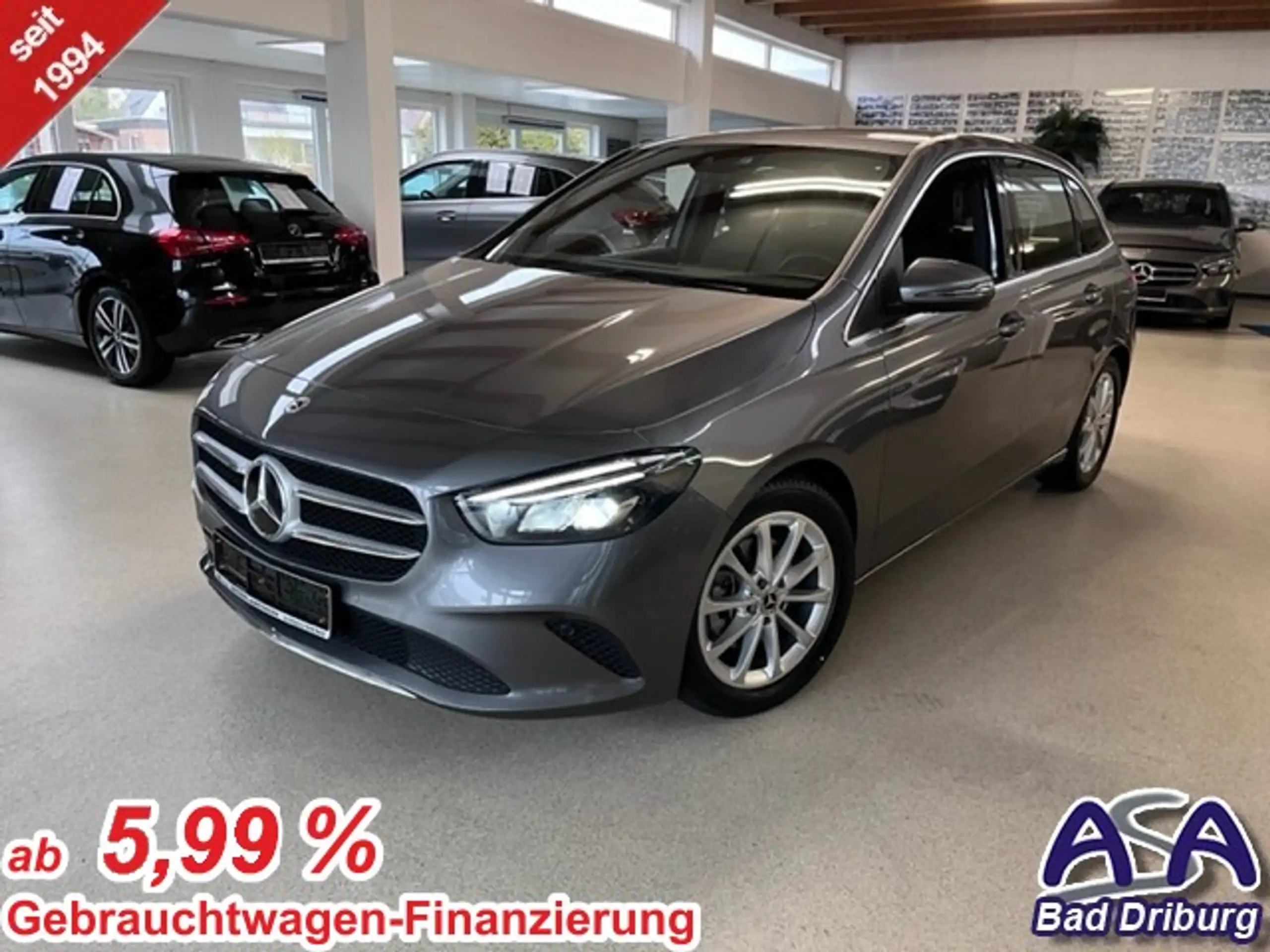 Mercedes-Benz - B 200