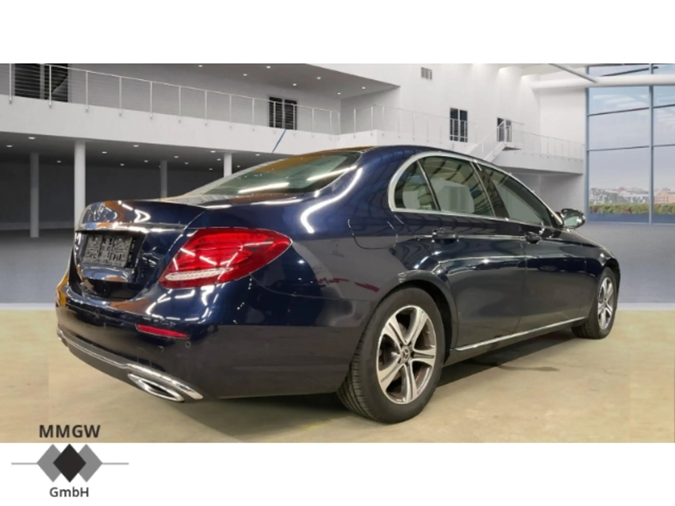 Mercedes-Benz - E 220