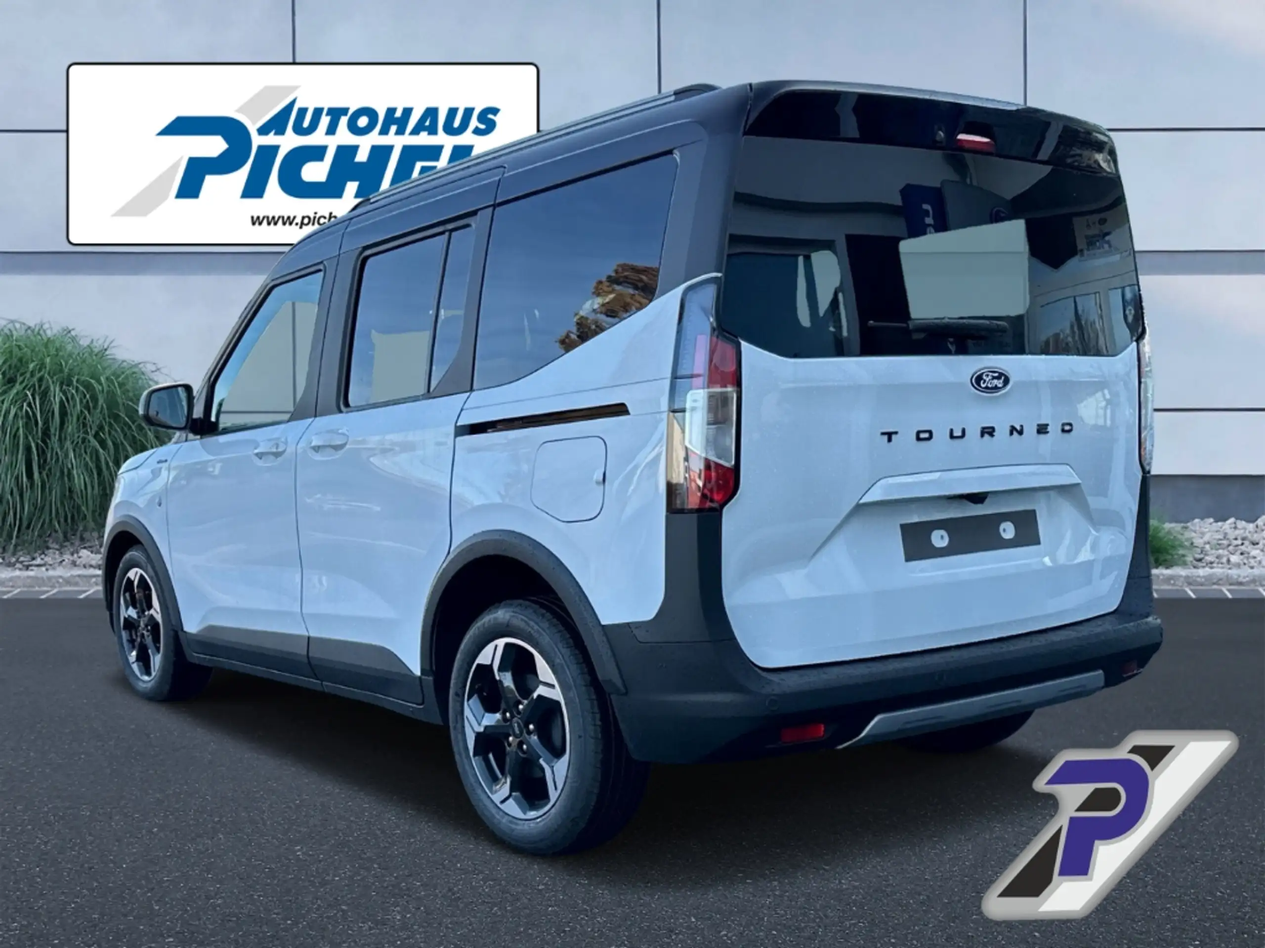 Ford - Tourneo Courier