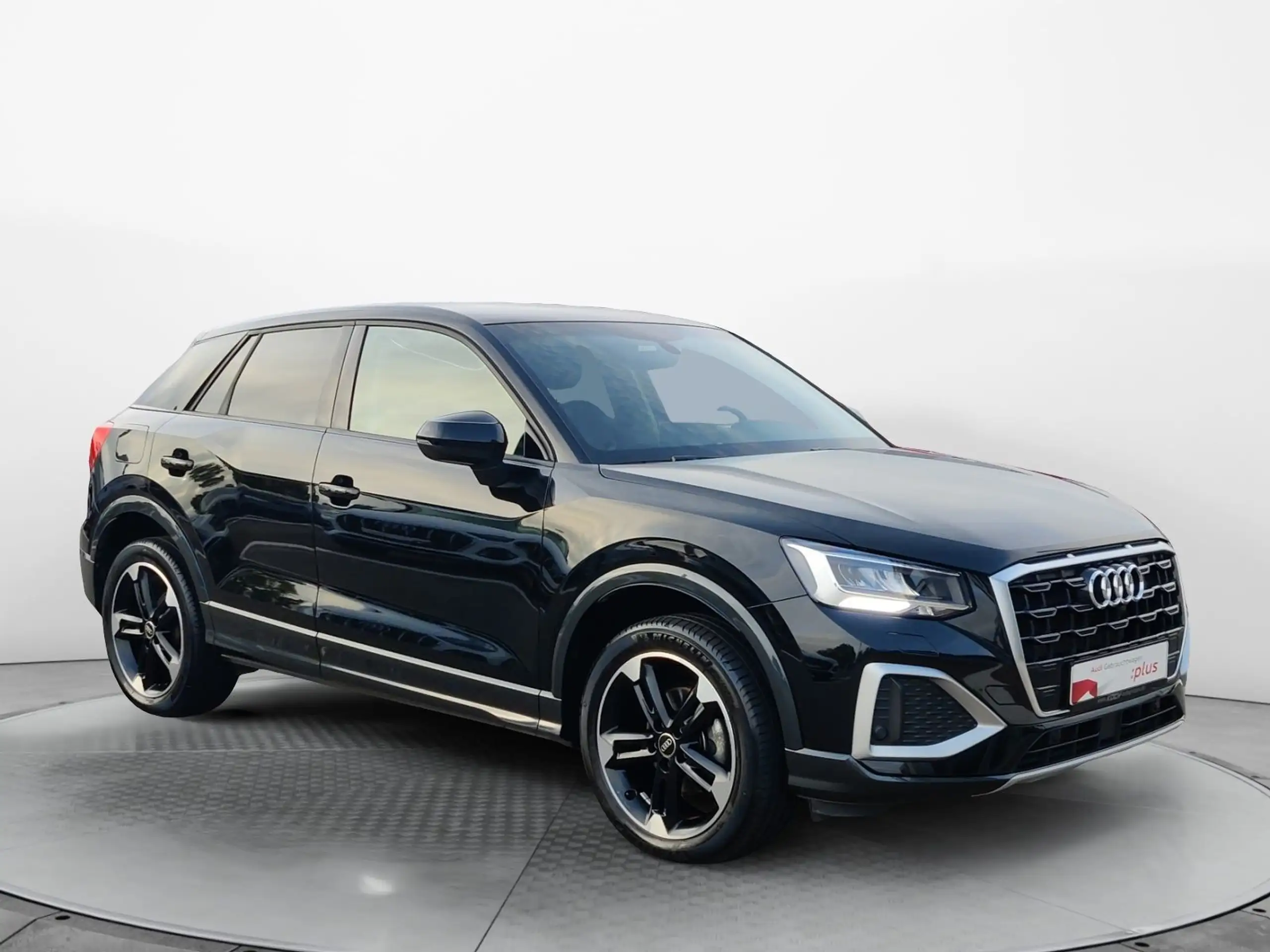 Audi - Q2