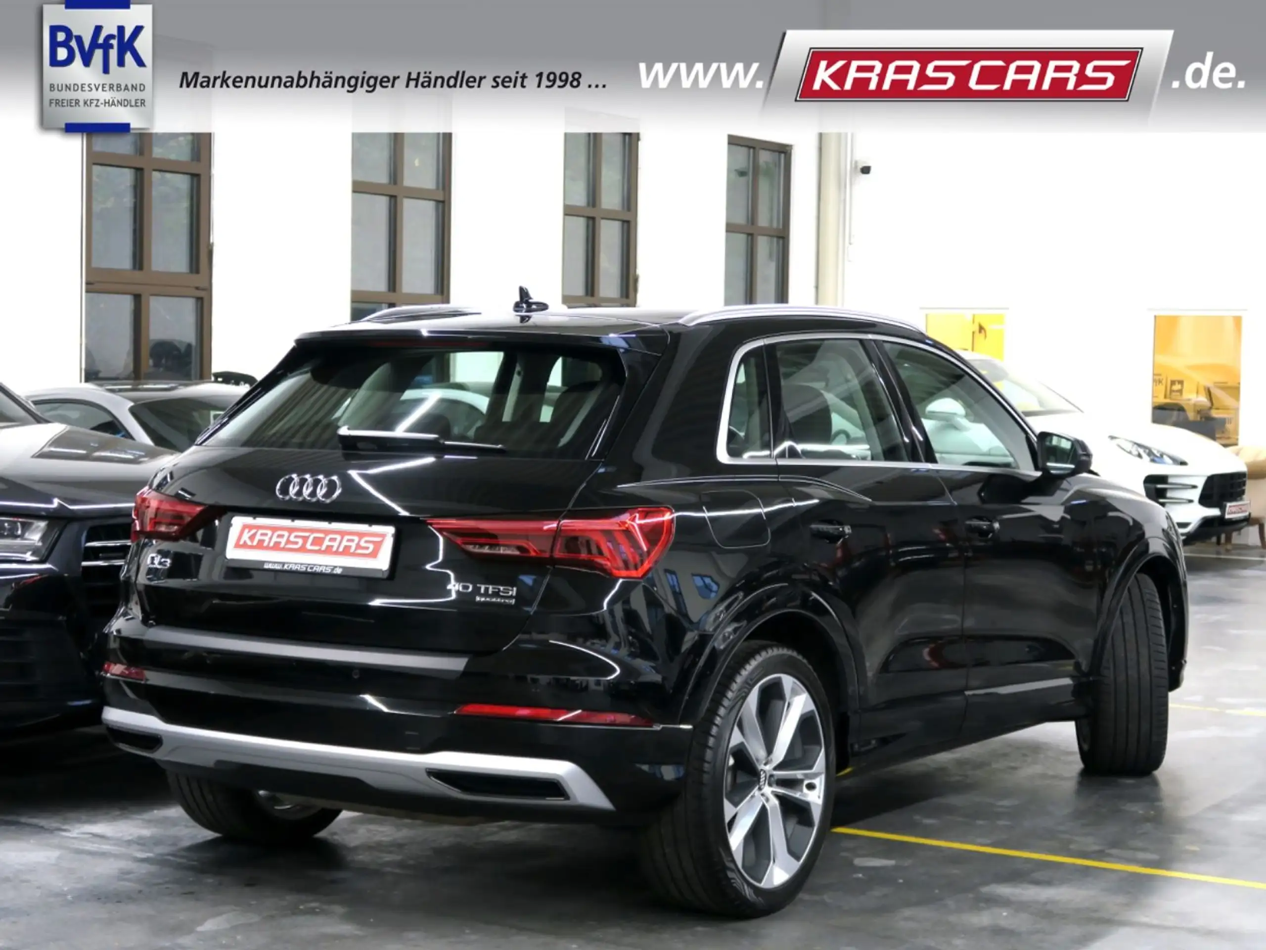 Audi - Q3