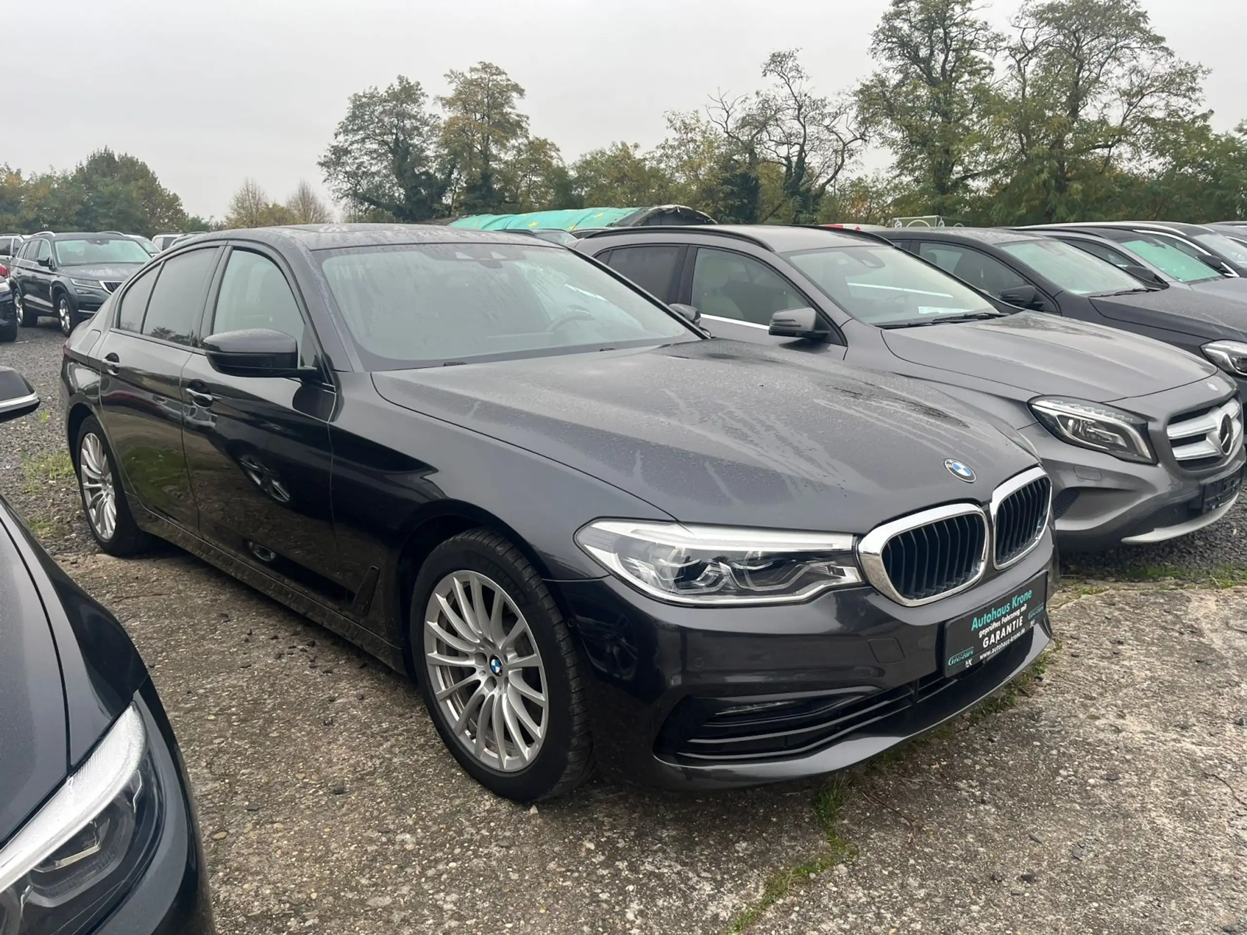 BMW - 530