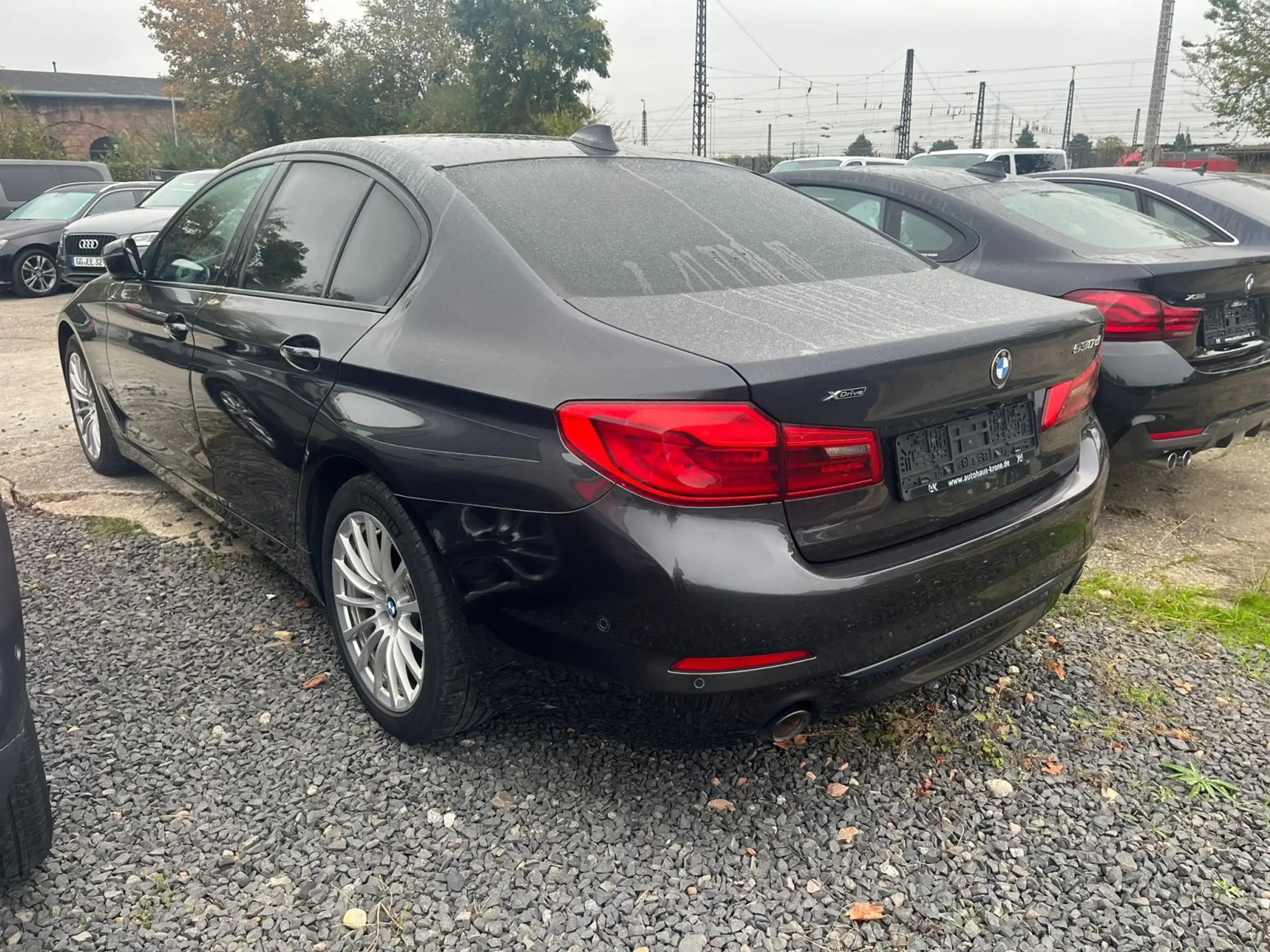 BMW - 530