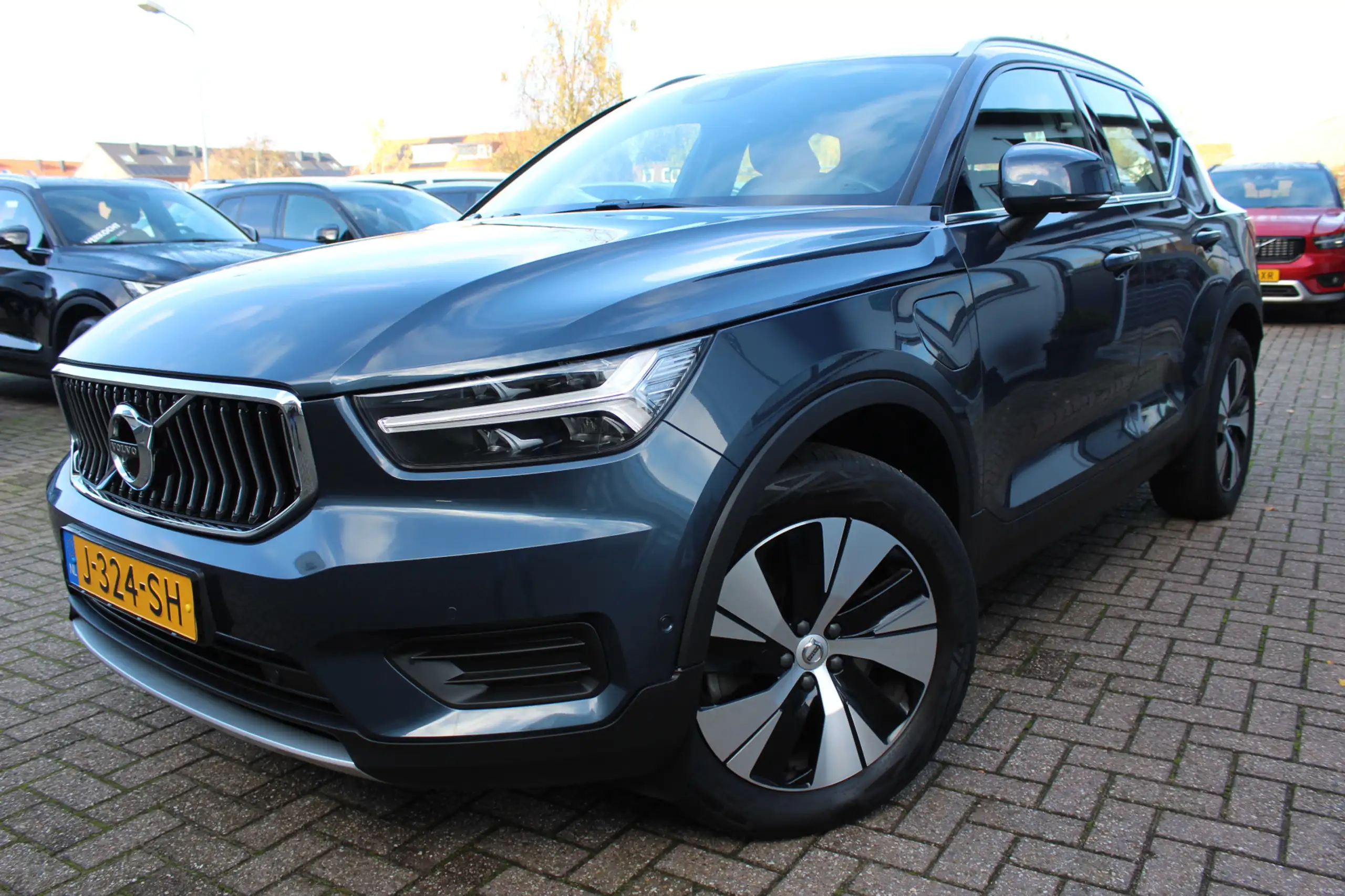 Volvo - XC40