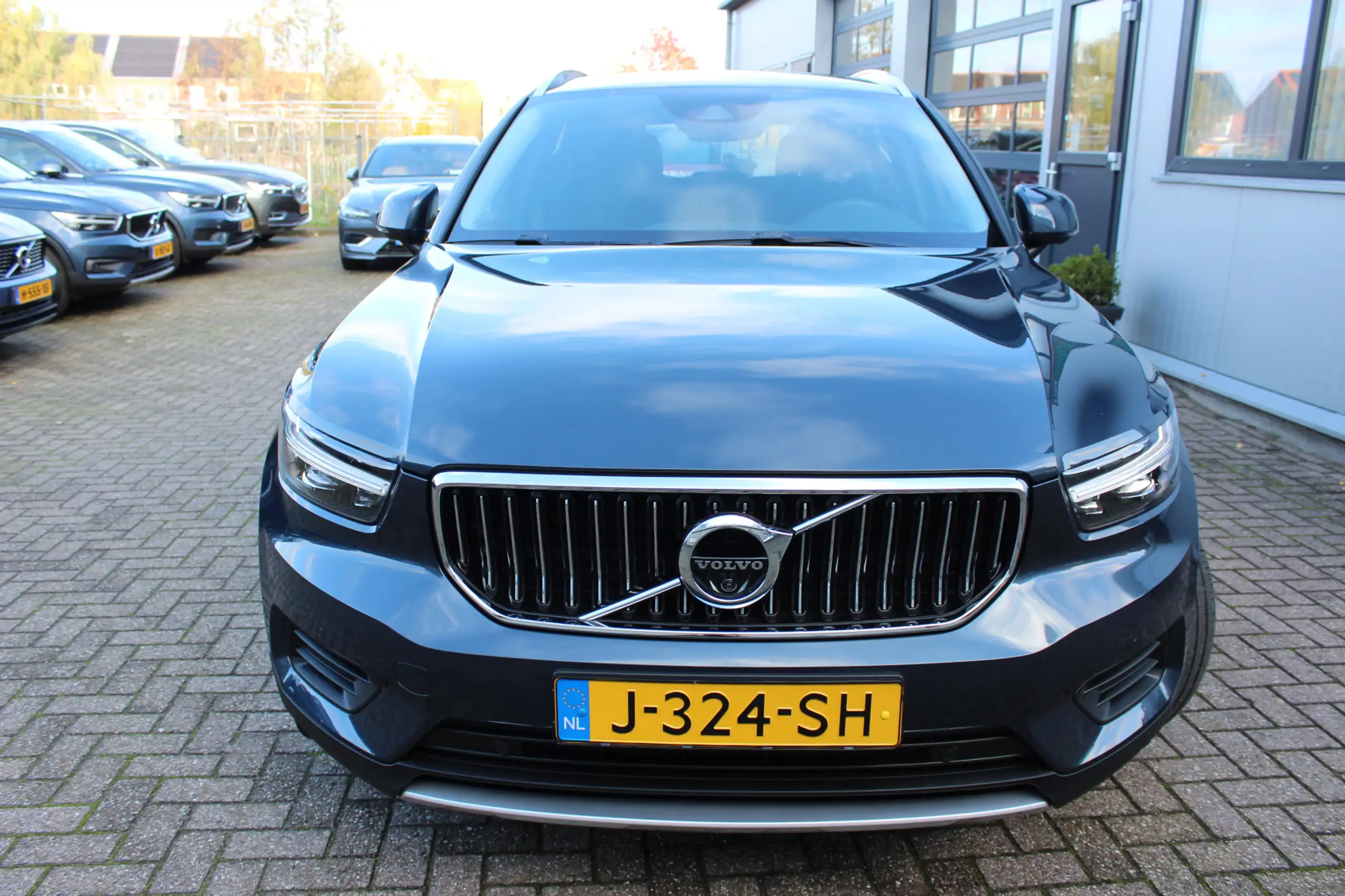 Volvo - XC40