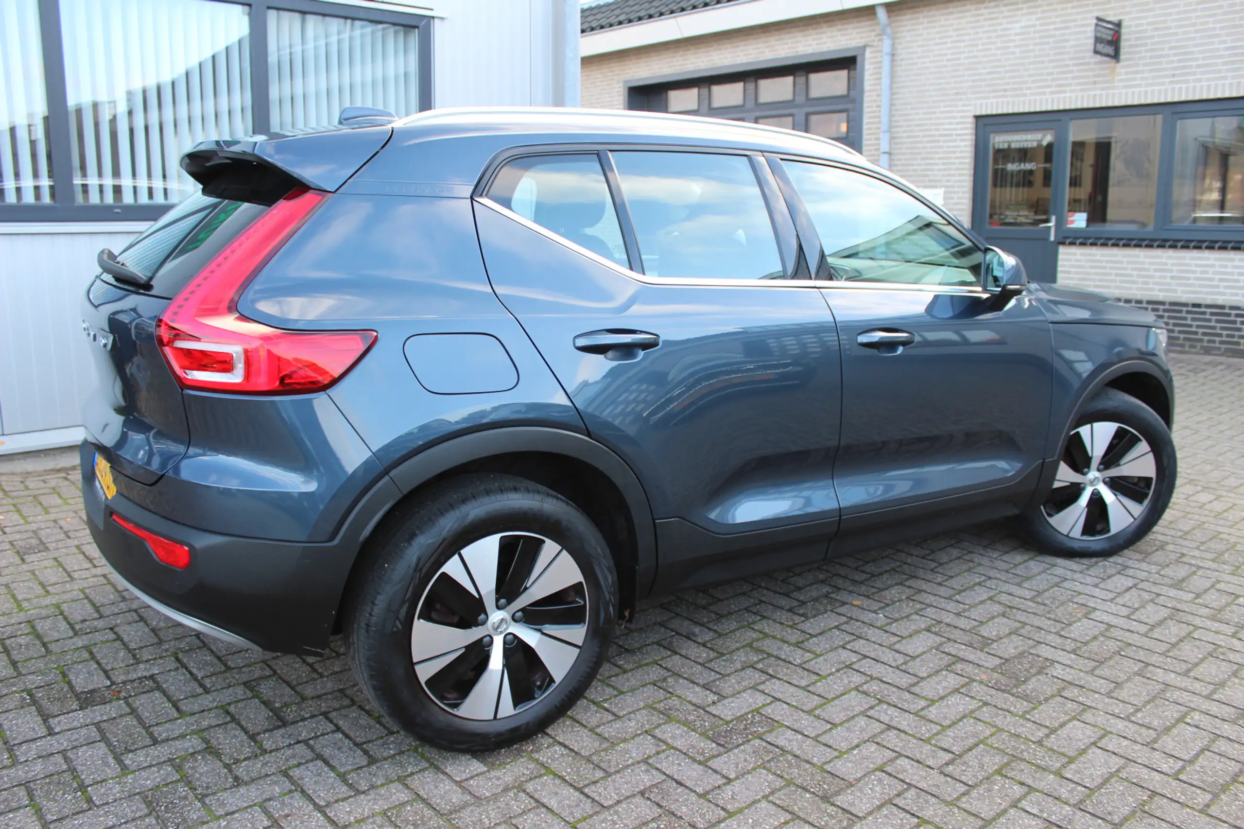 Volvo - XC40