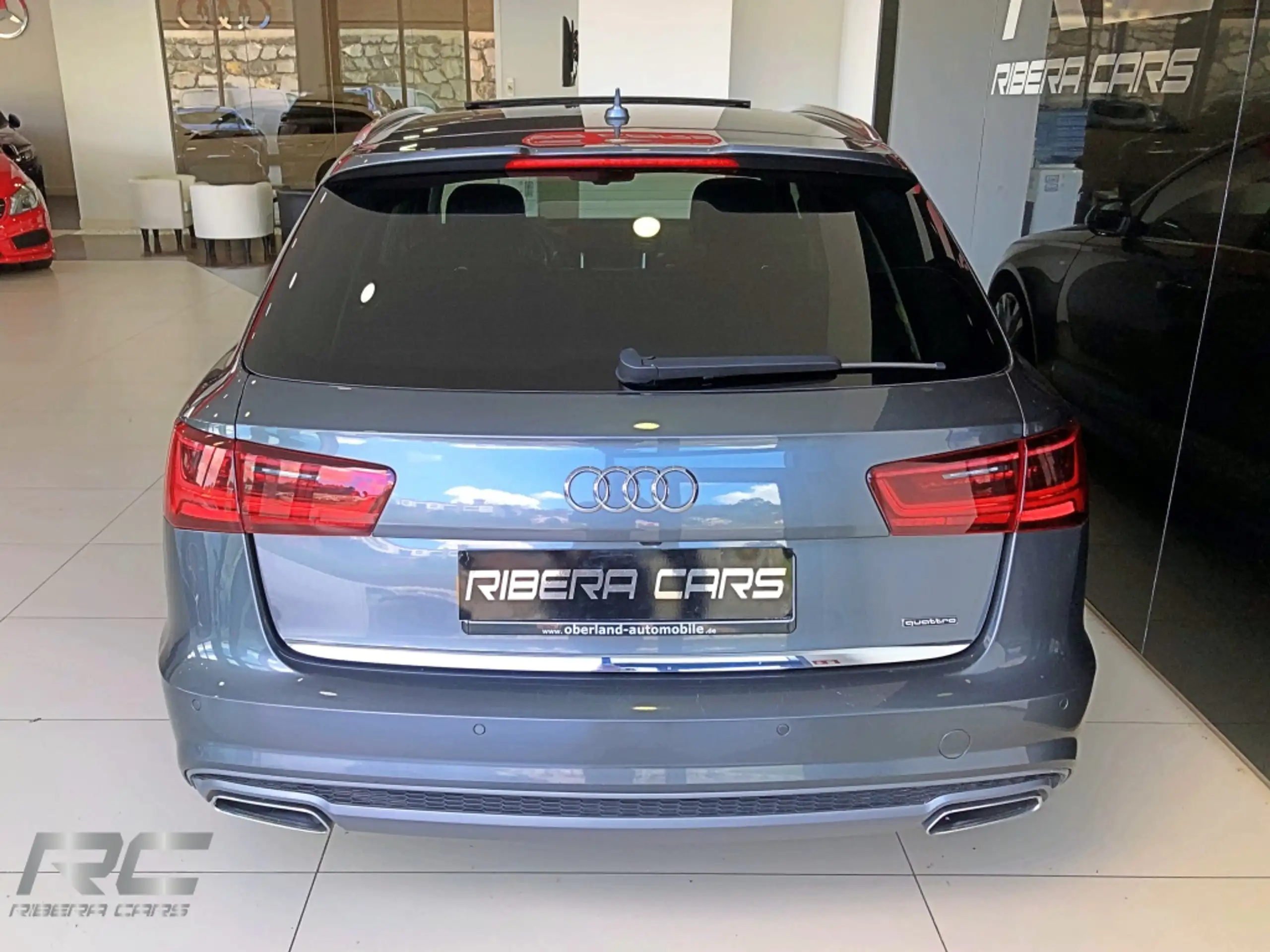 Audi - A6