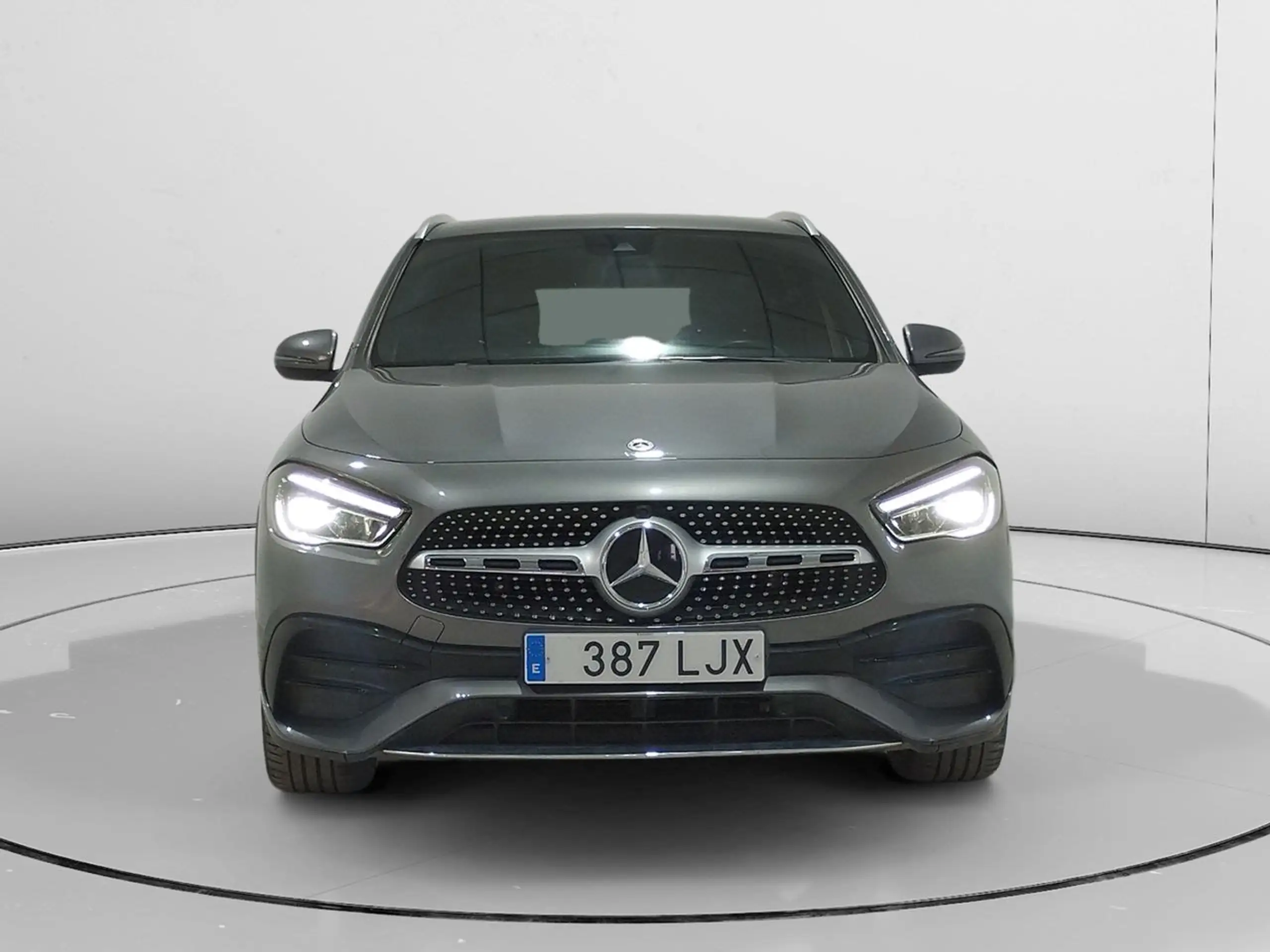 Mercedes-Benz - GLA 200