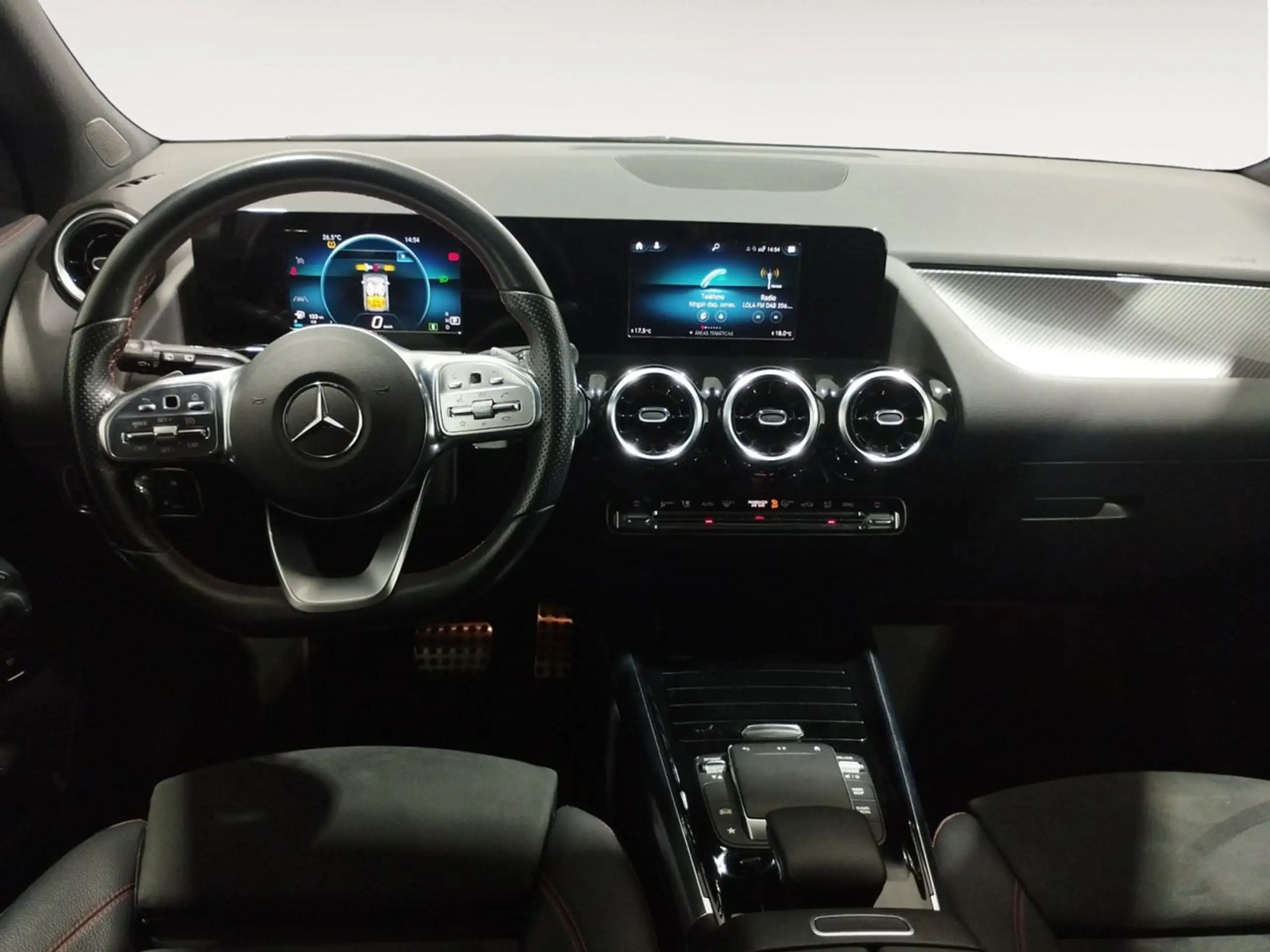 Mercedes-Benz - GLA 200