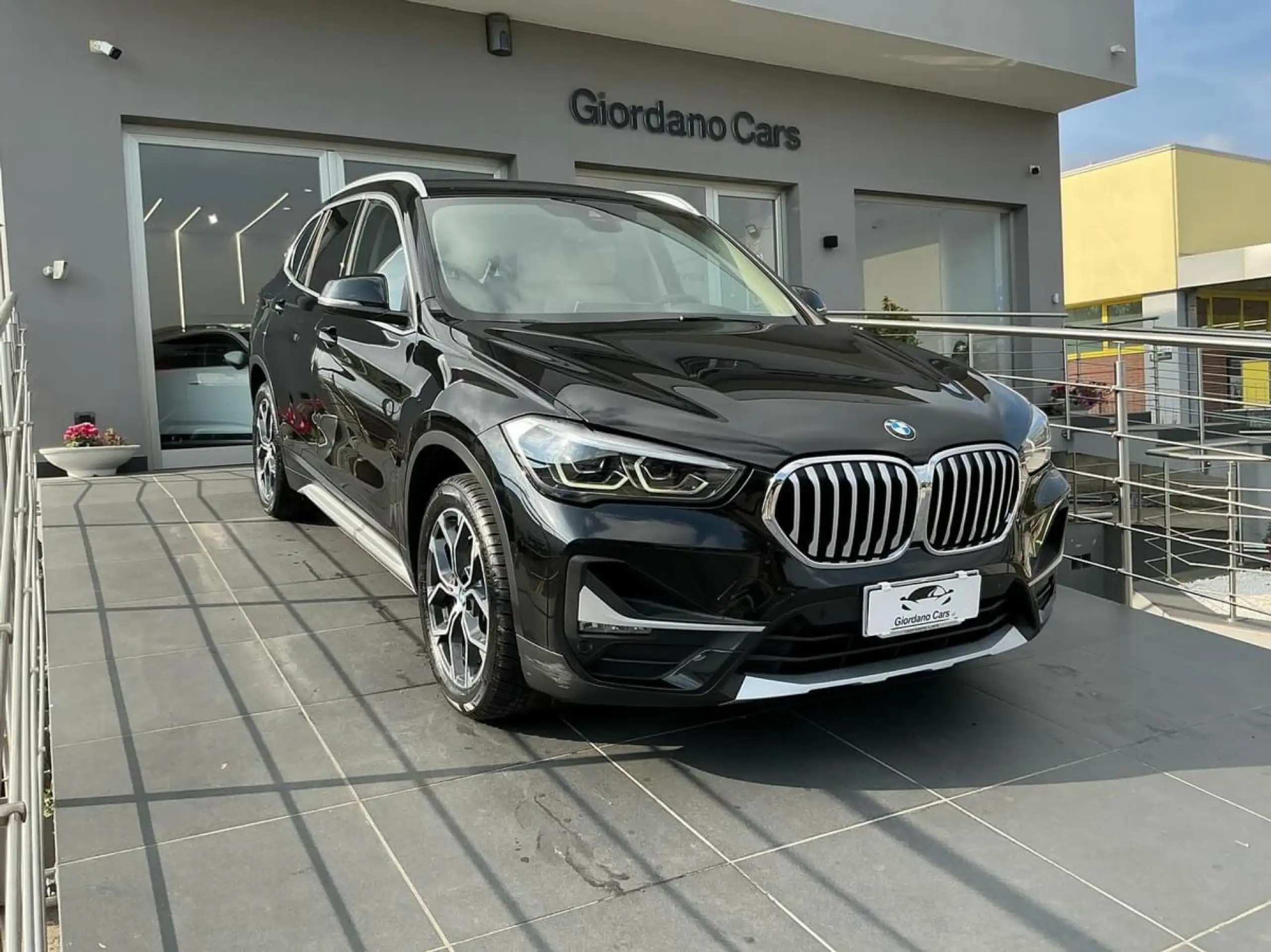 BMW - X1