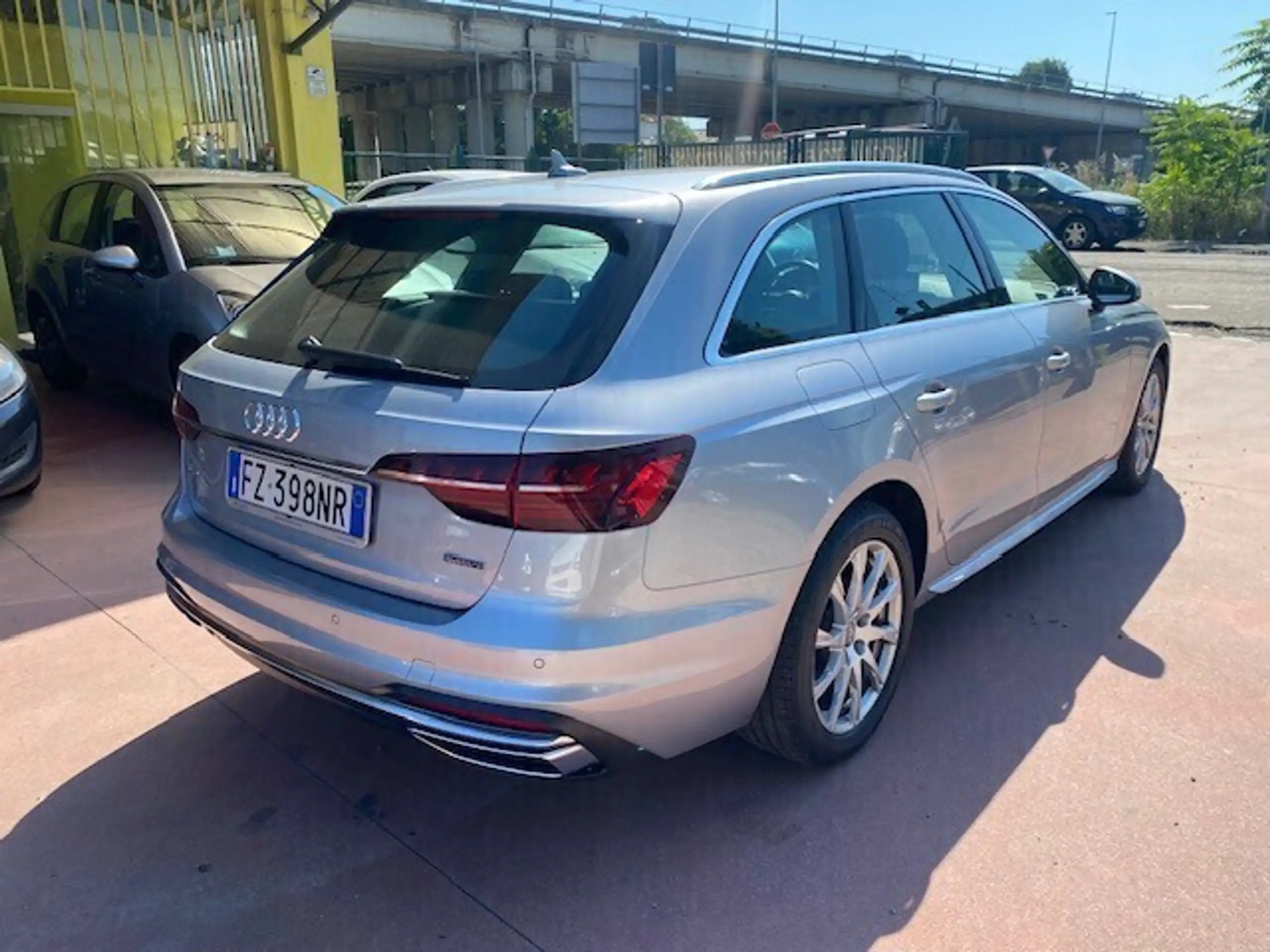 Audi - A4