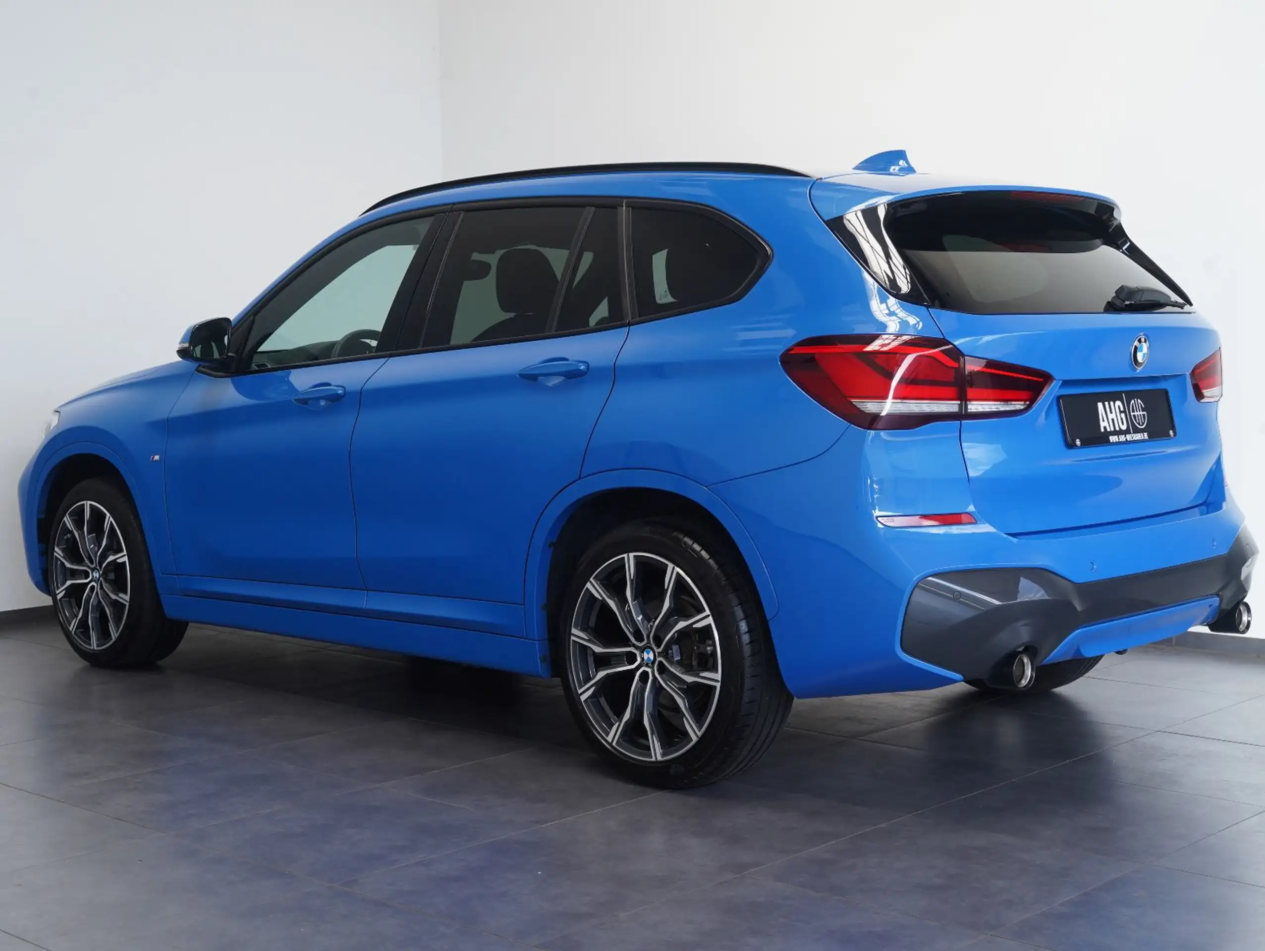 BMW - X1