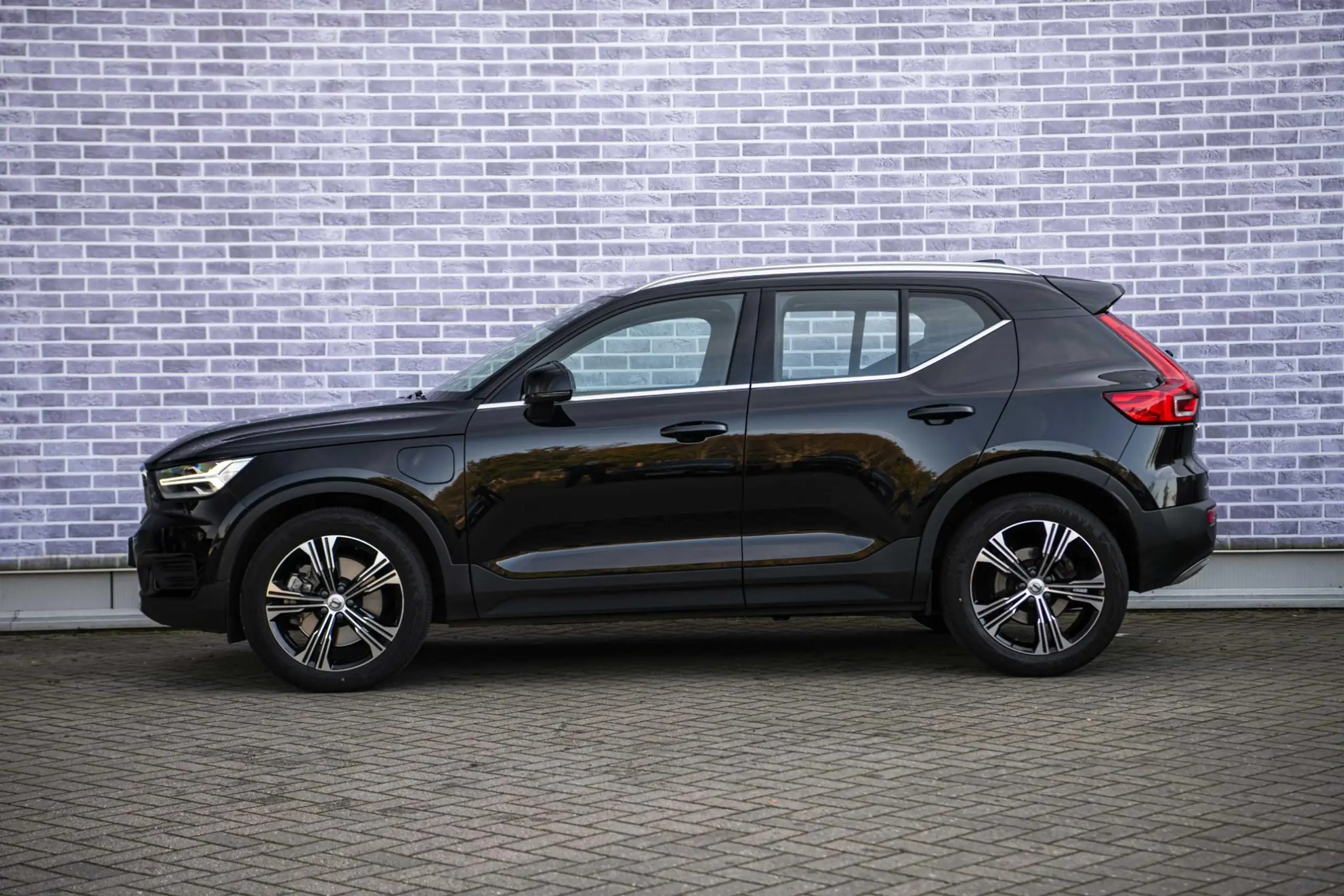 Volvo - XC40