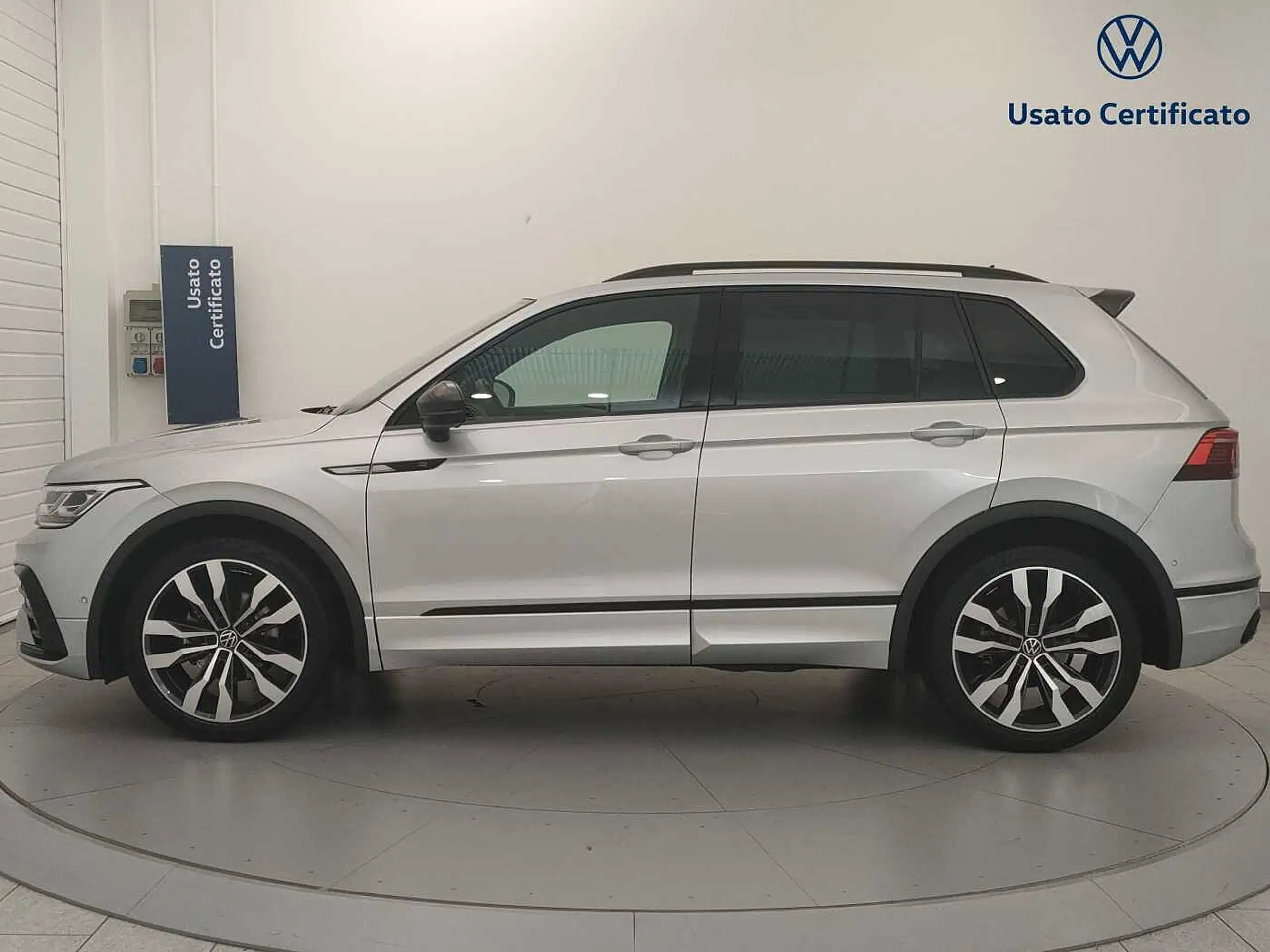 Volkswagen - Tiguan