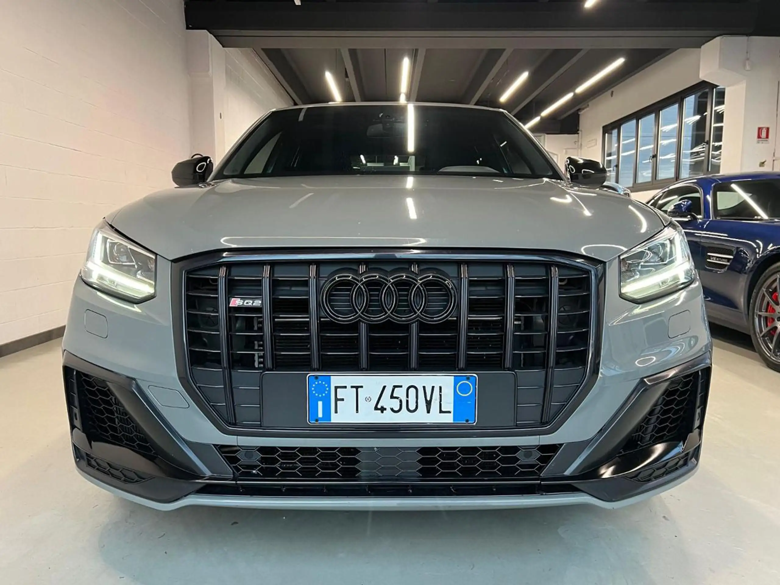 Audi - SQ2