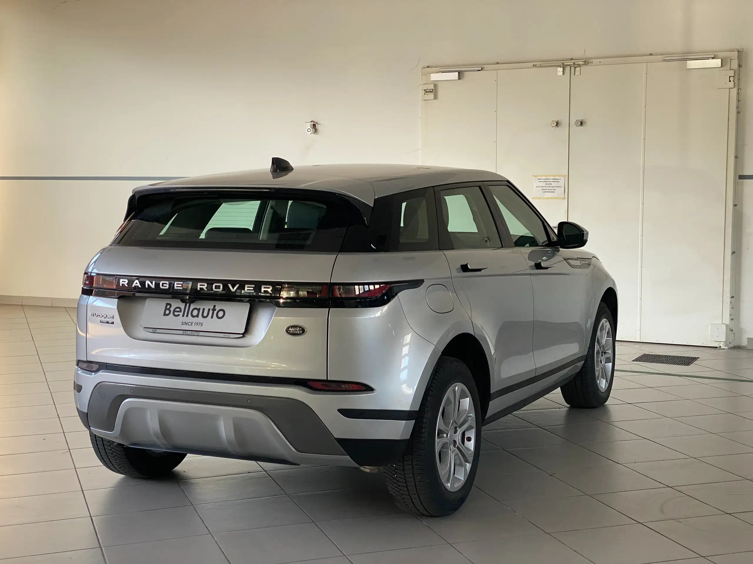 Land Rover - Range Rover Evoque