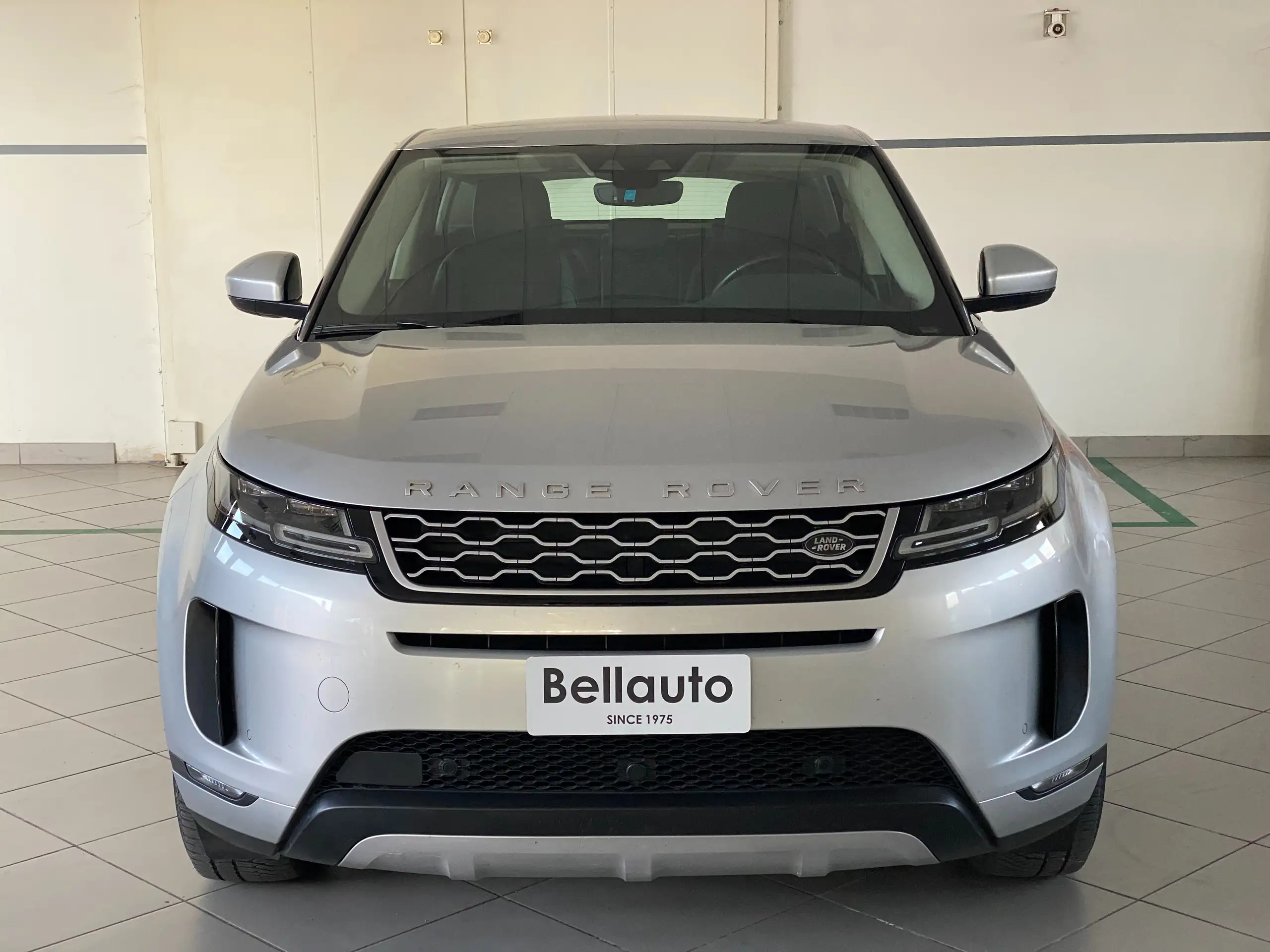 Land Rover - Range Rover Evoque