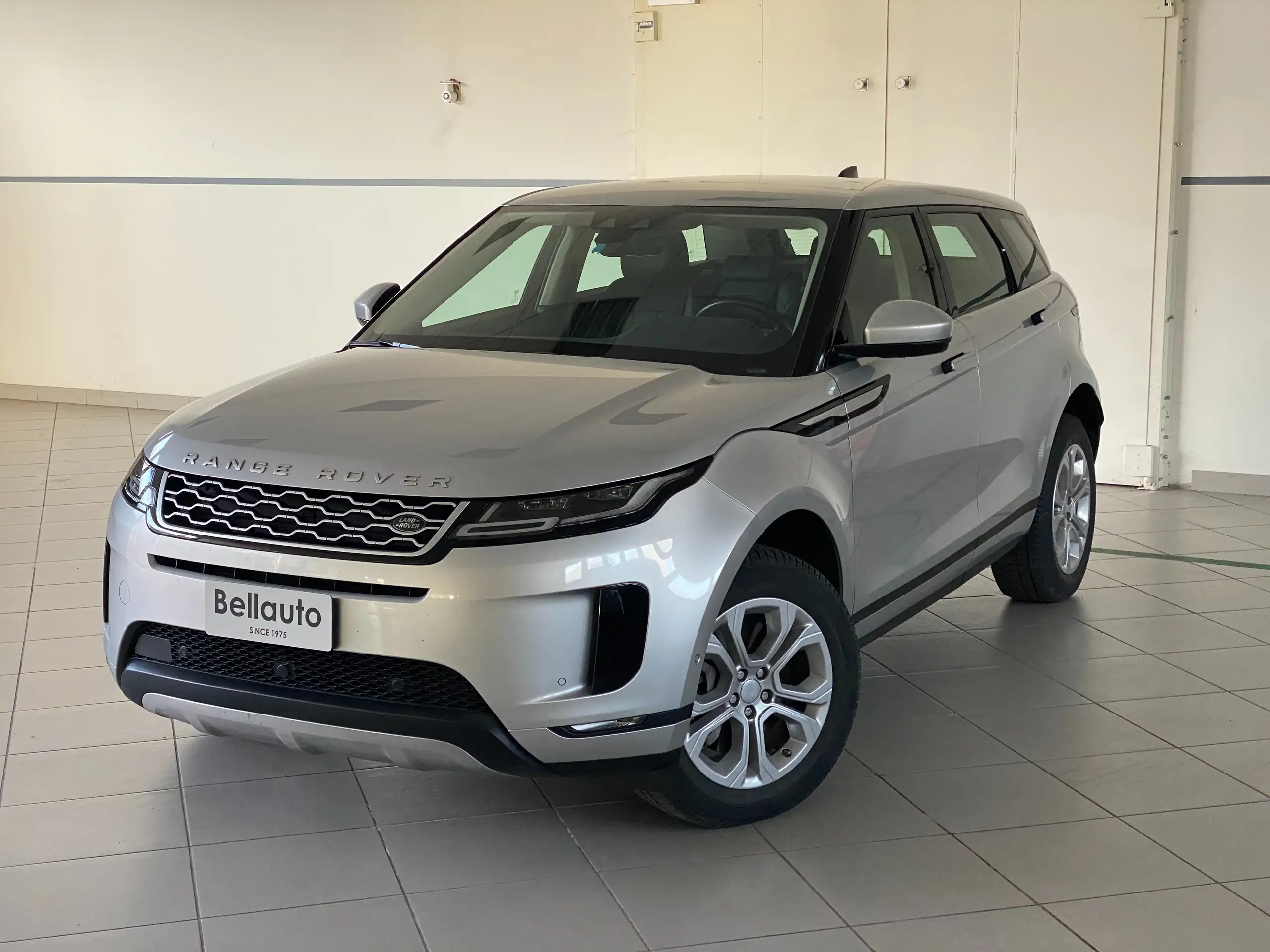 Land Rover - Range Rover Evoque