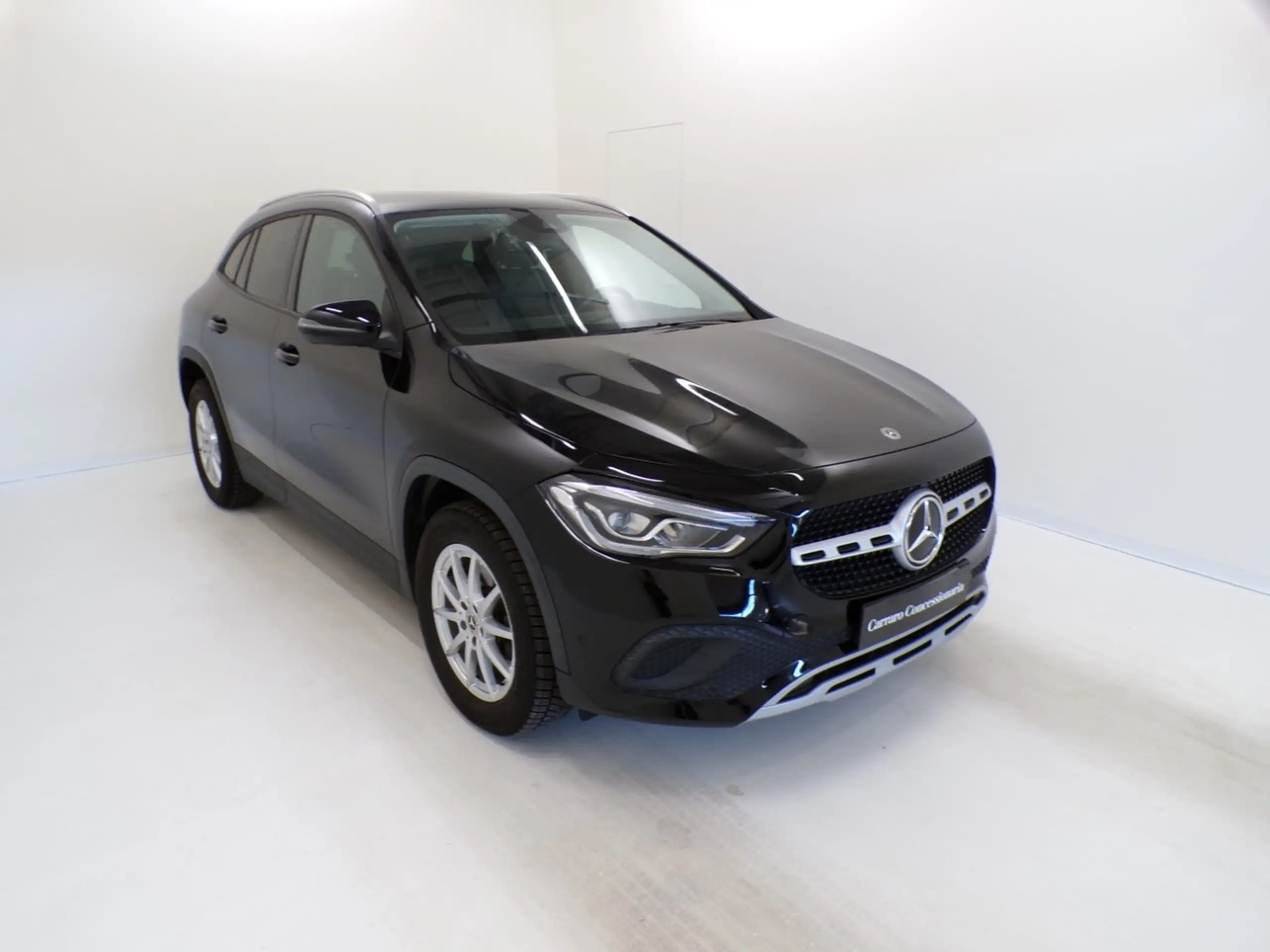 Mercedes-Benz - GLA 200