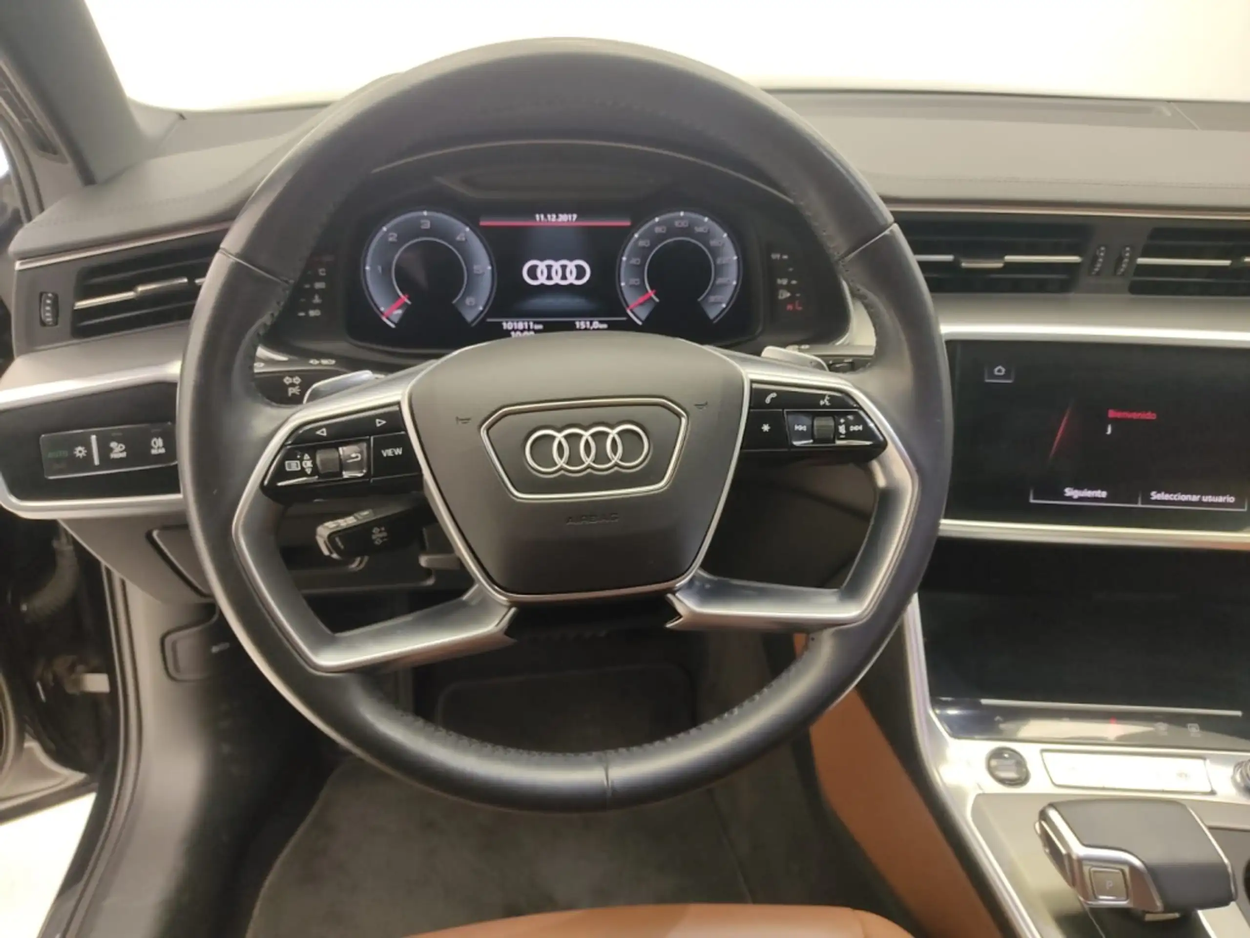 Audi - A6