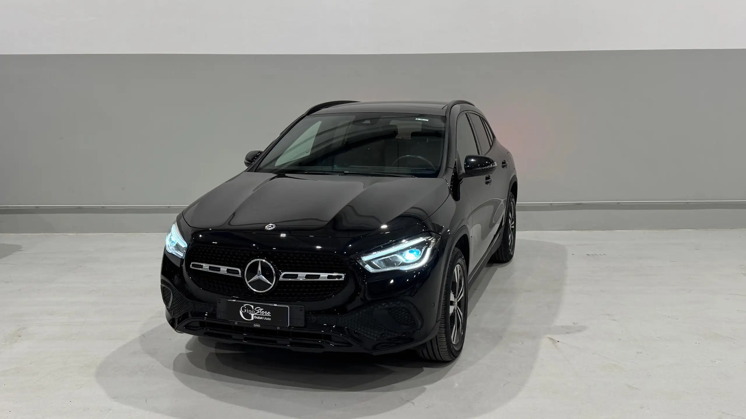 Mercedes-Benz - GLA 180