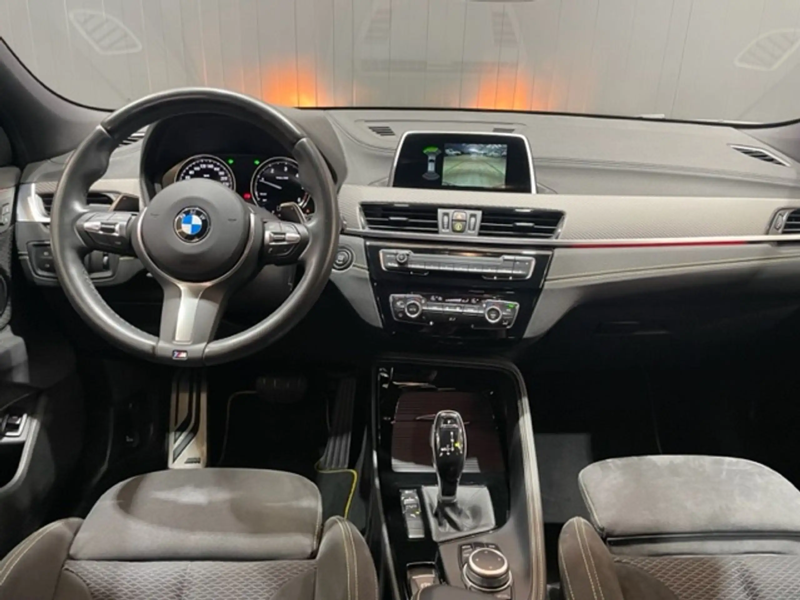 BMW - X2