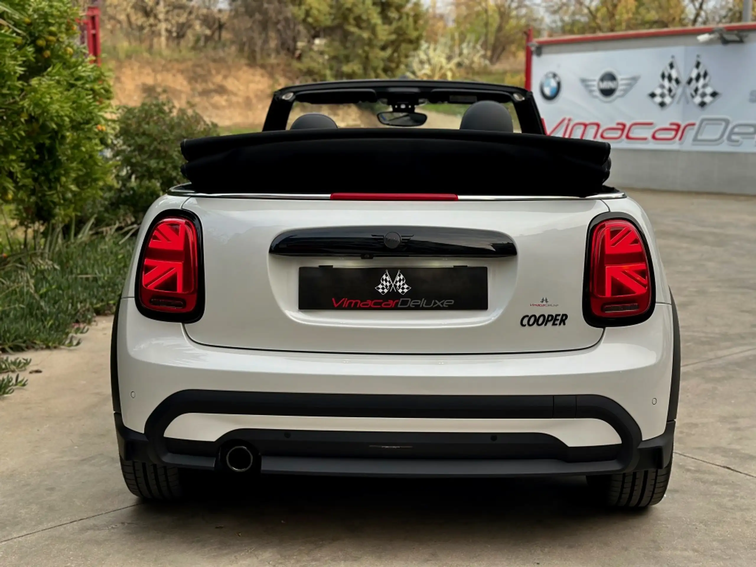 MINI - Cooper Cabrio