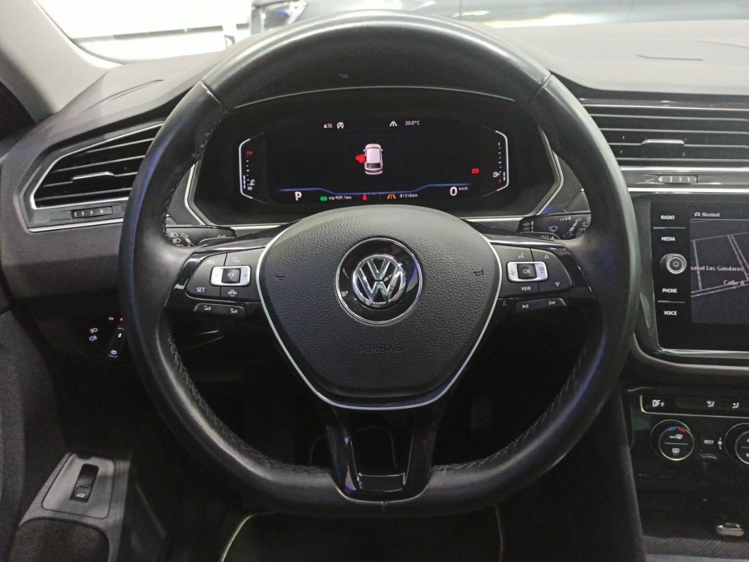 Volkswagen - Tiguan