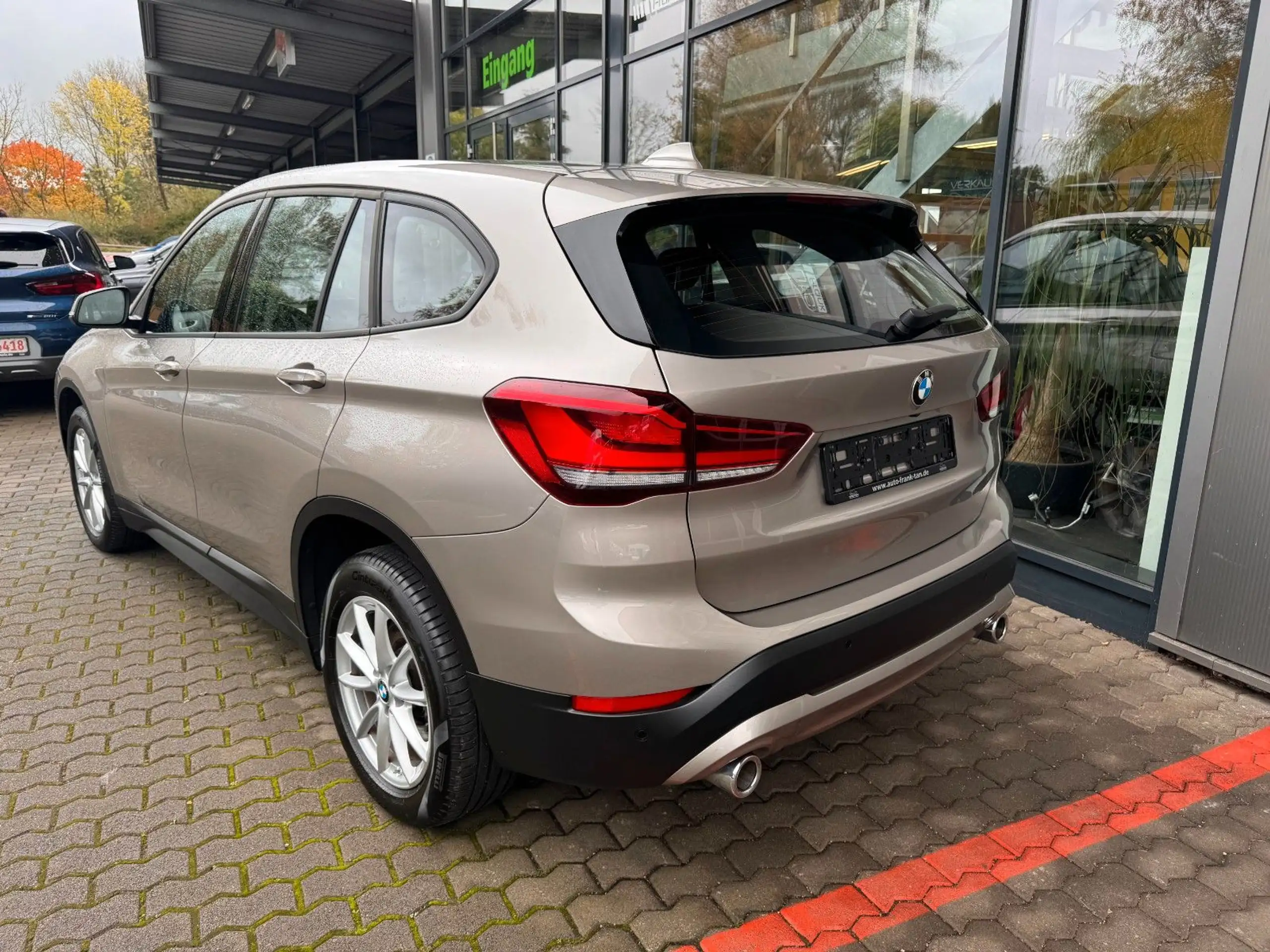 BMW - X1