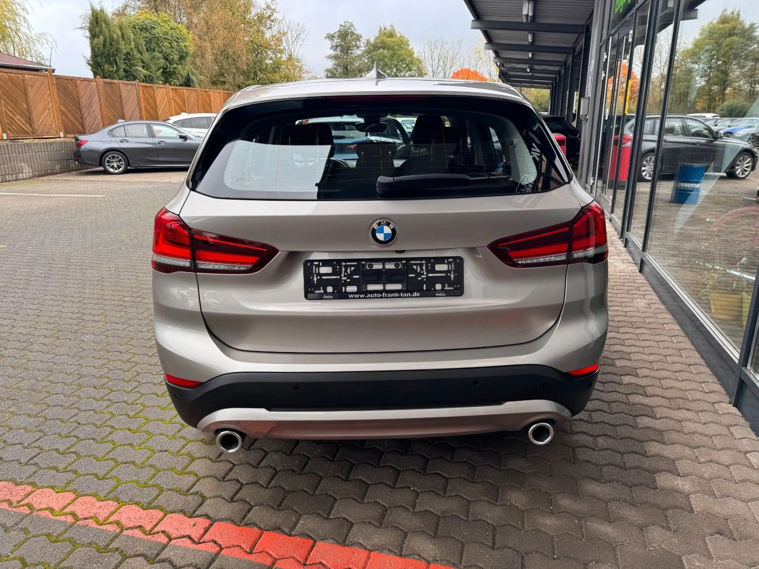 BMW - X1