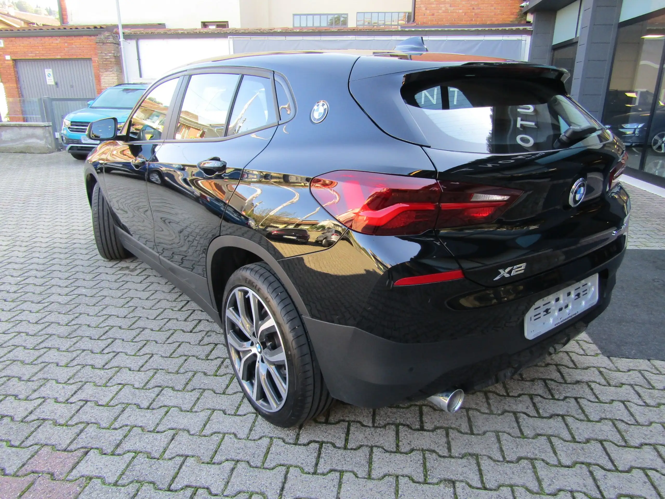 BMW - X2