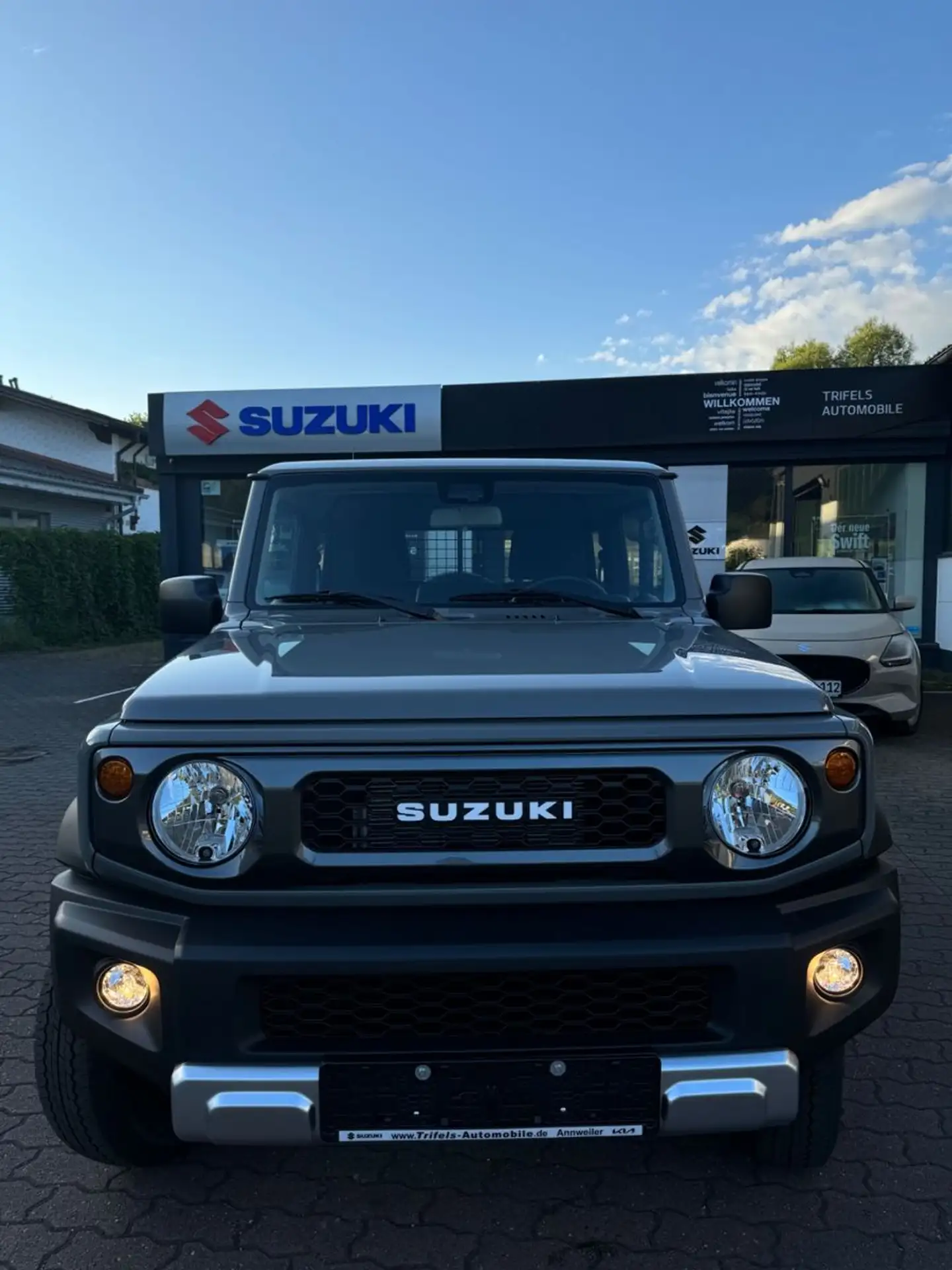 Suzuki - Jimny