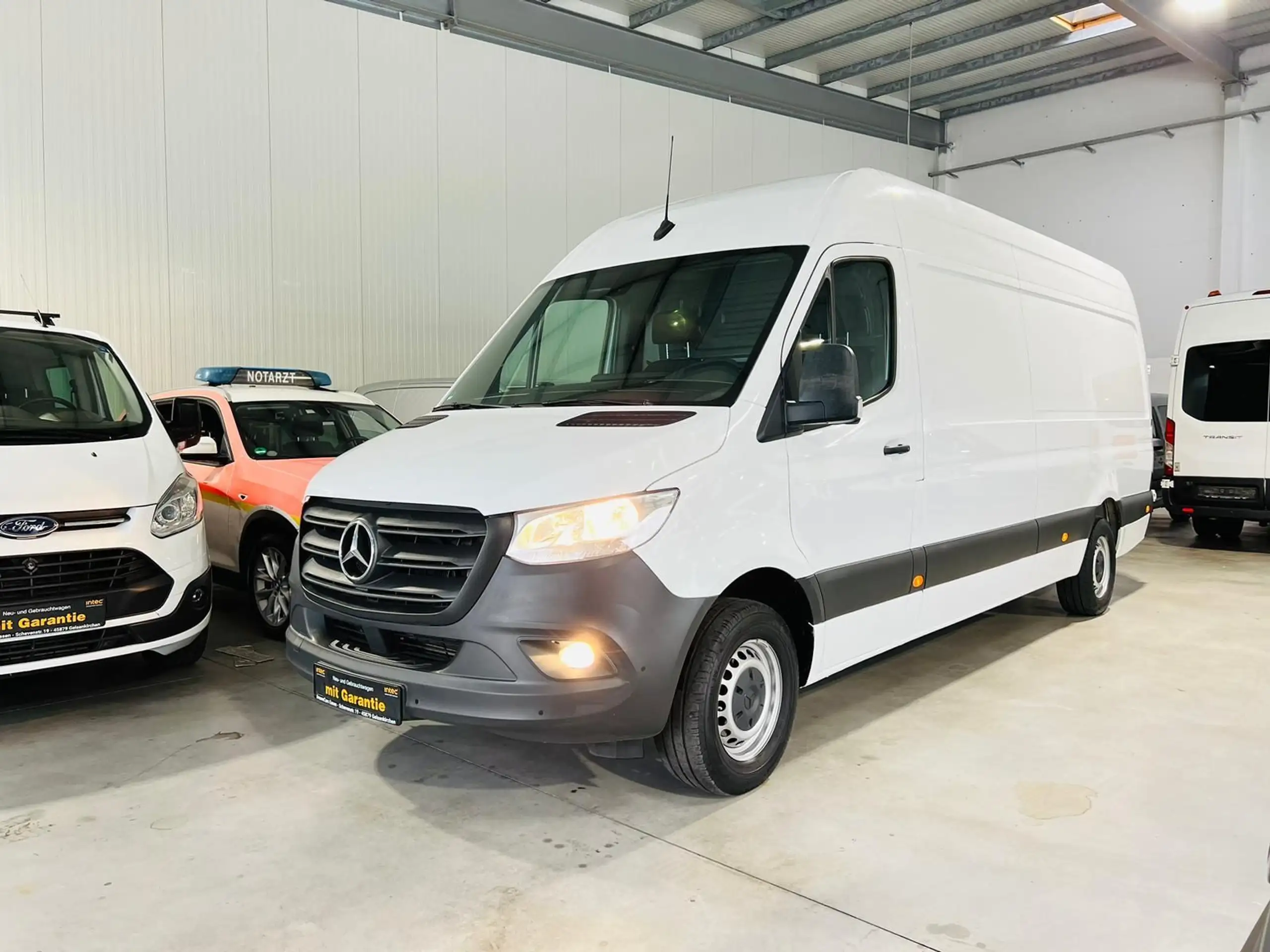 Mercedes-Benz - Sprinter