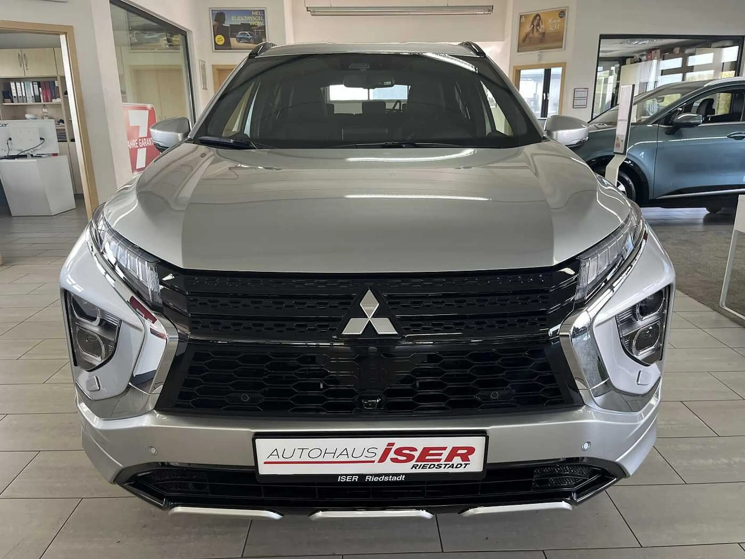 Mitsubishi - Eclipse Cross