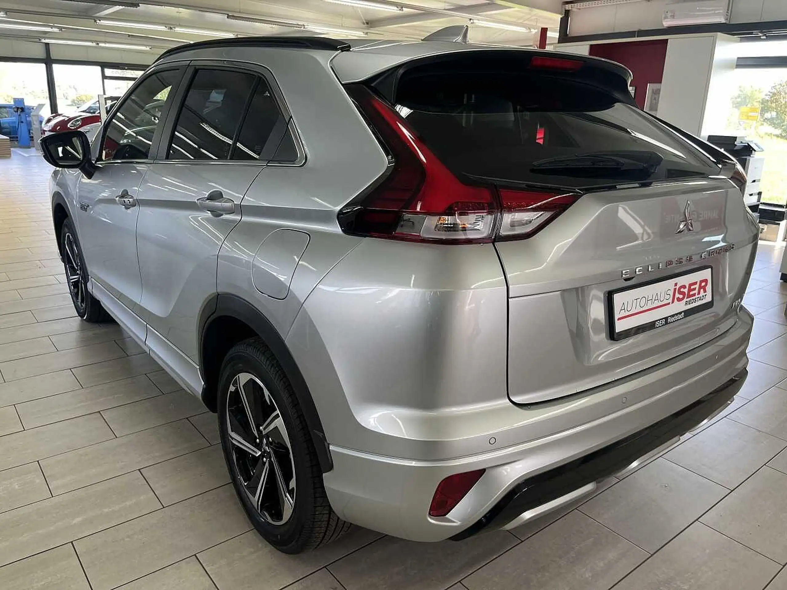 Mitsubishi - Eclipse Cross