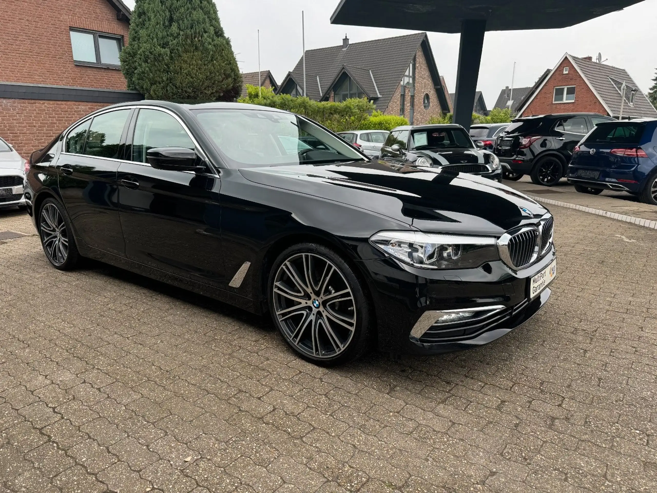 BMW - 530